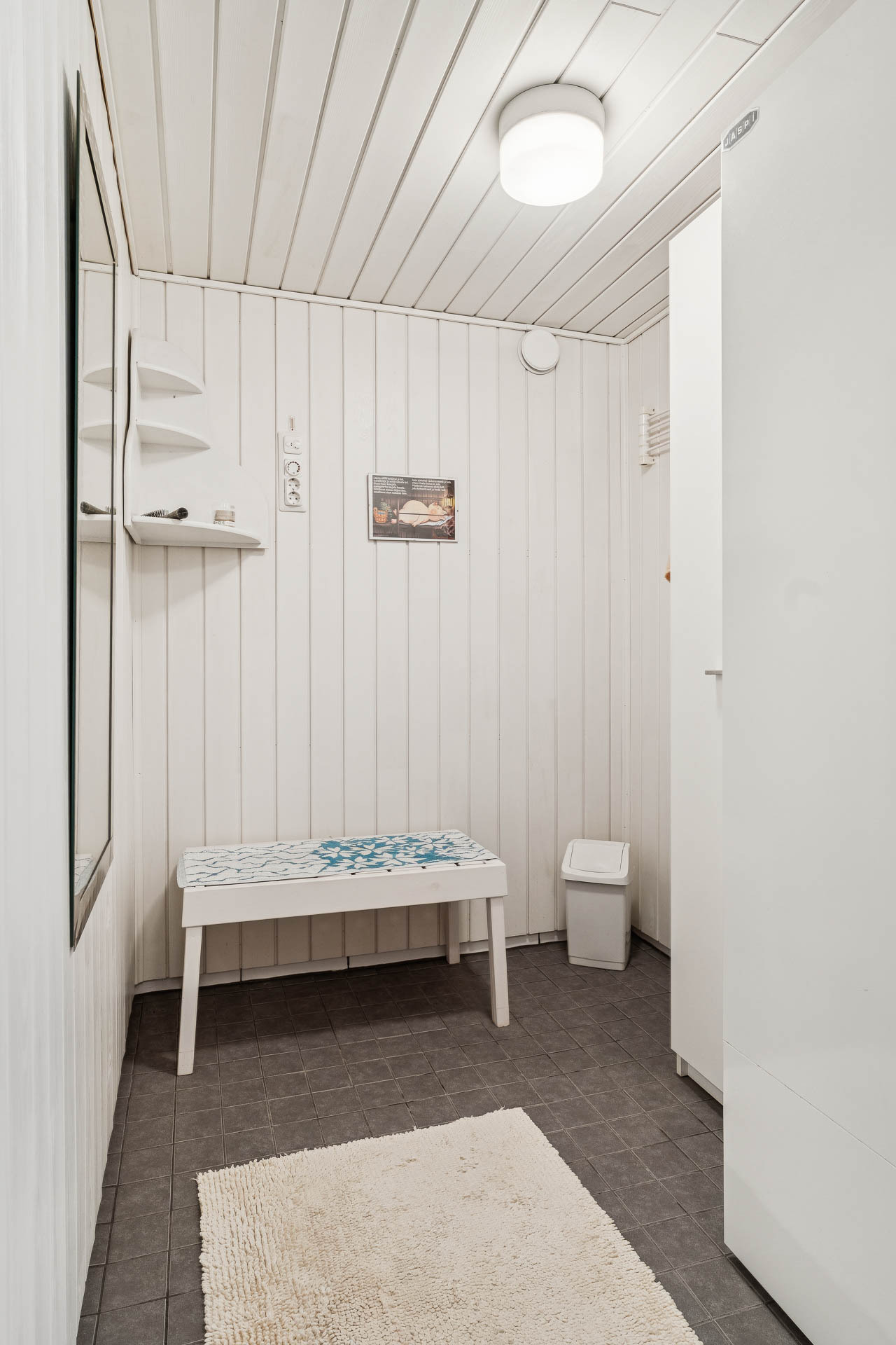 Läksyrinne 25, Puistola, Helsinki