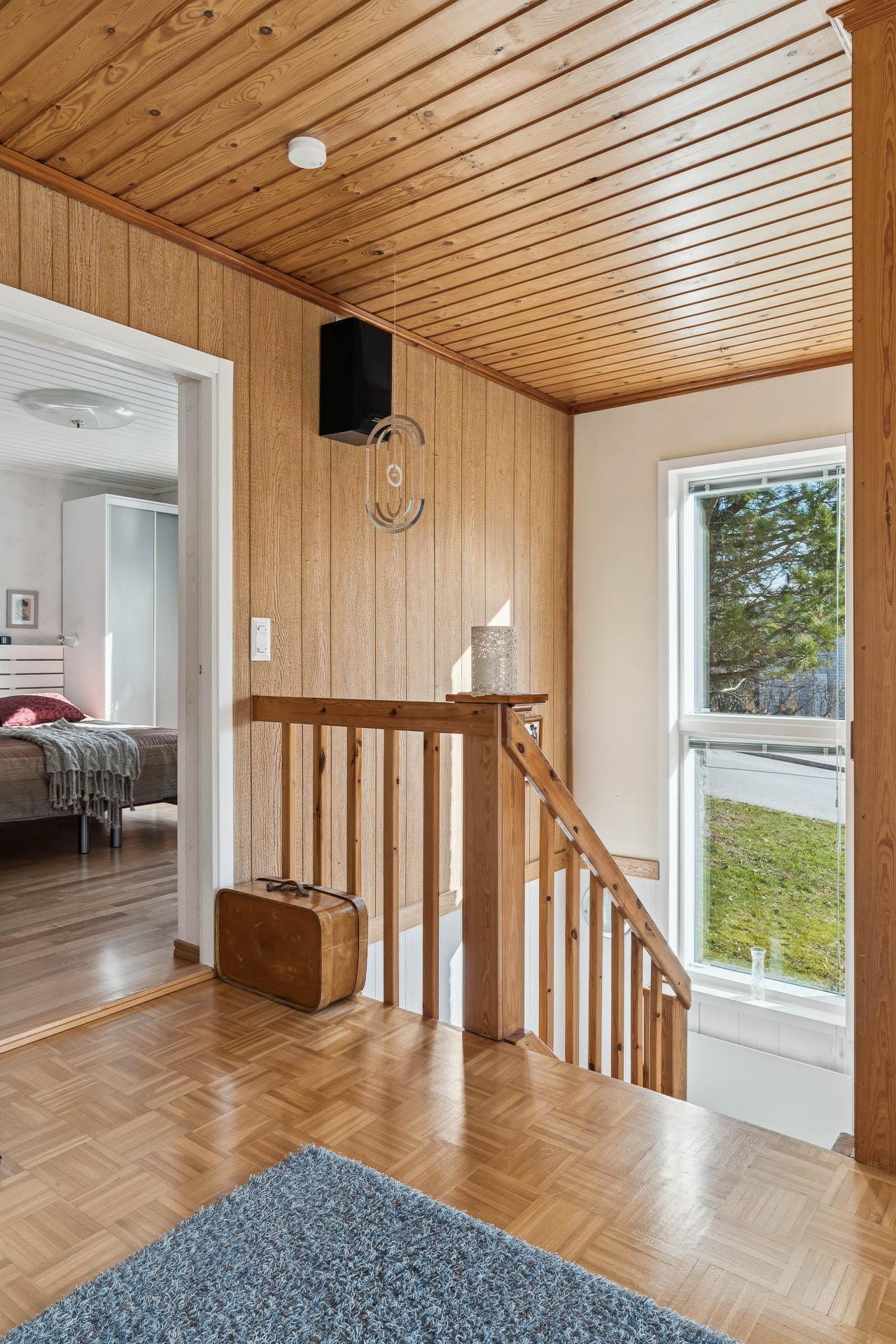 Läksyrinne 25, Puistola, Helsinki