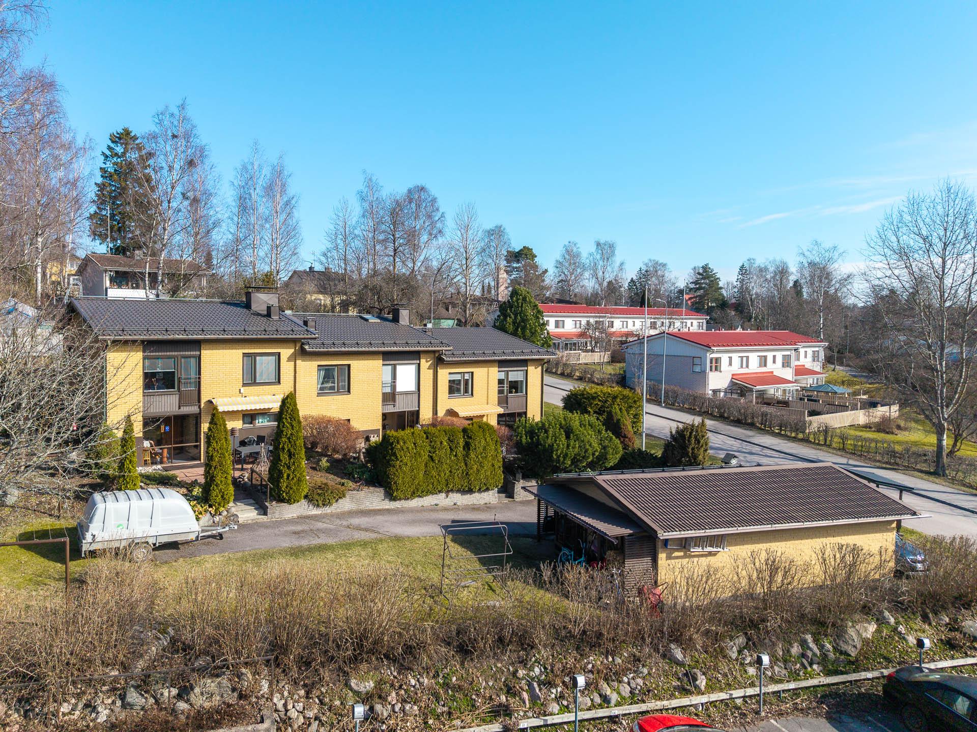 Läksyrinne 25, Puistola, Helsinki