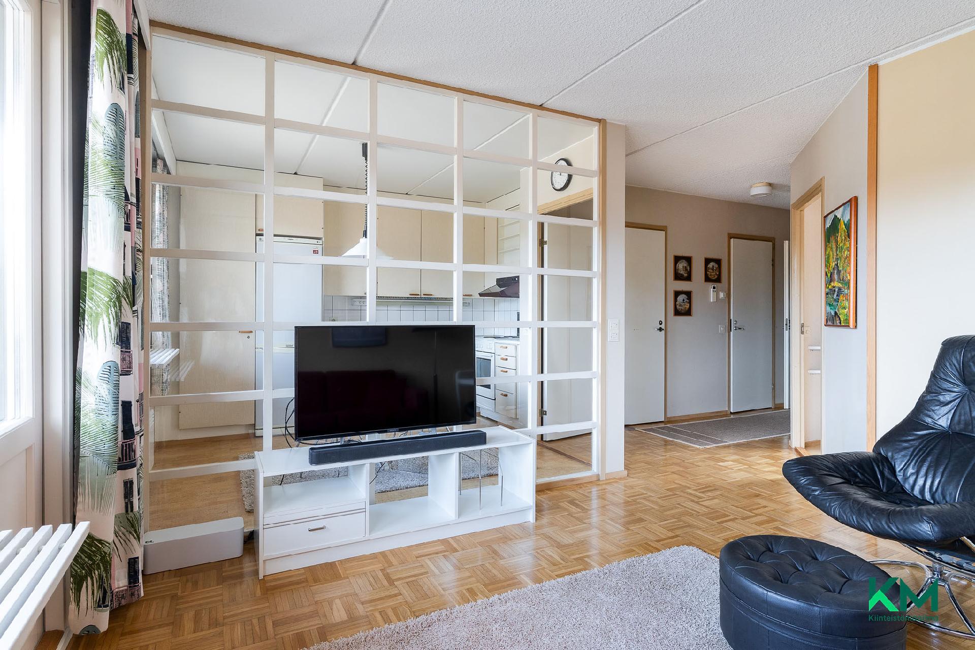 Hölkkäsuora 4, Suorama, Kangasala