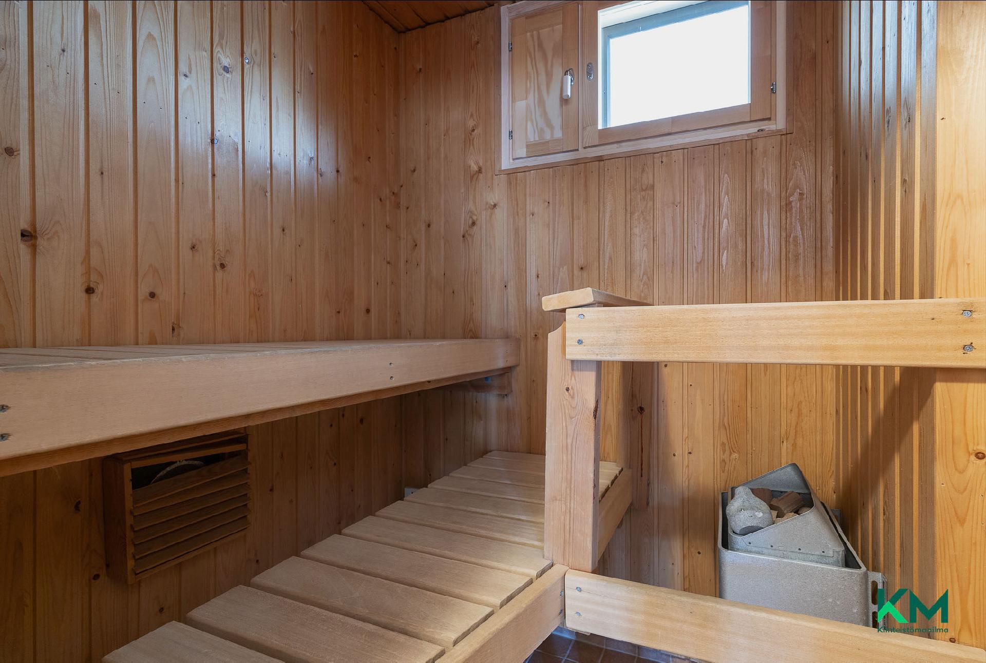 Hölkkäsuora 4, Suorama, Kangasala