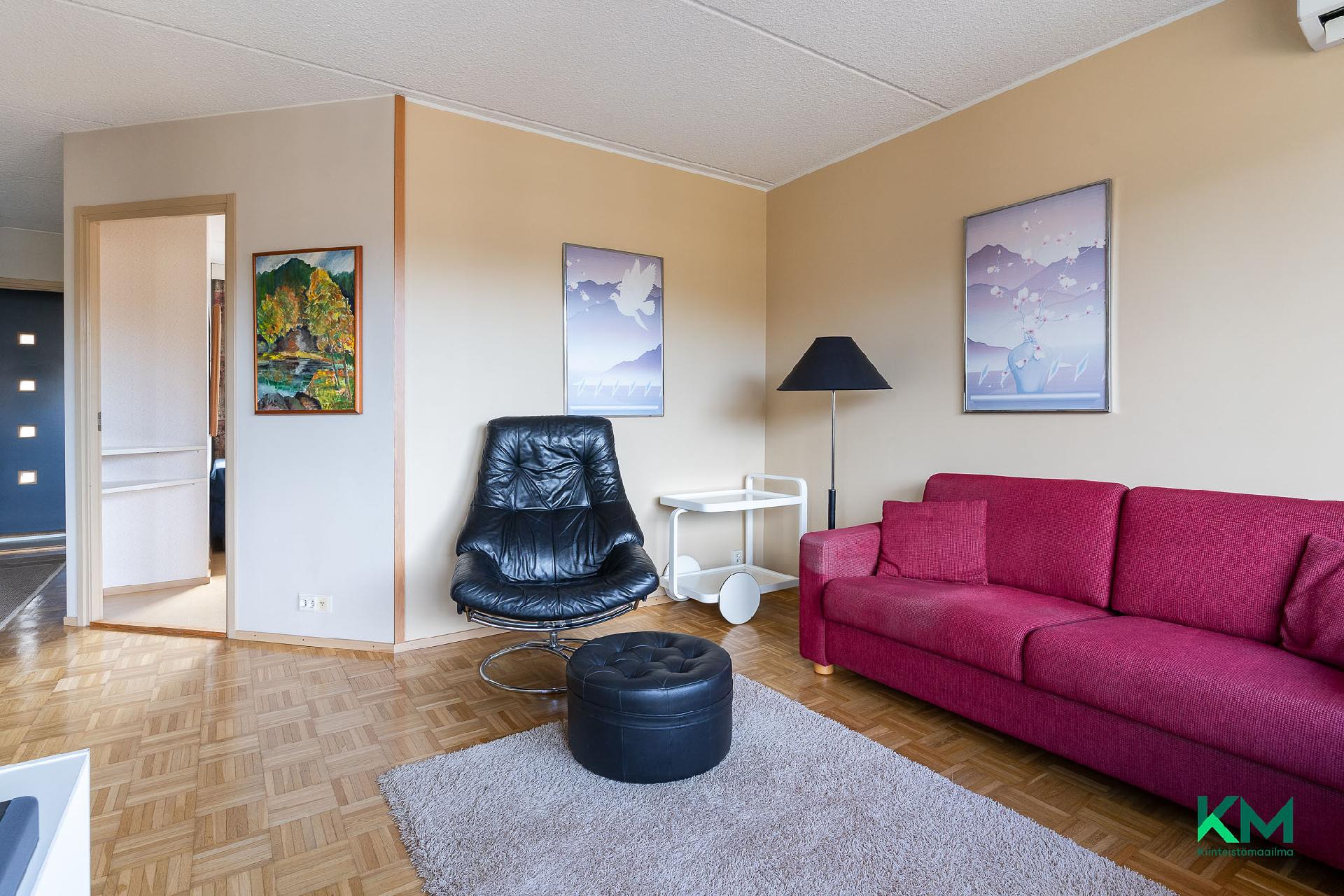 Hölkkäsuora 4, Suorama, Kangasala