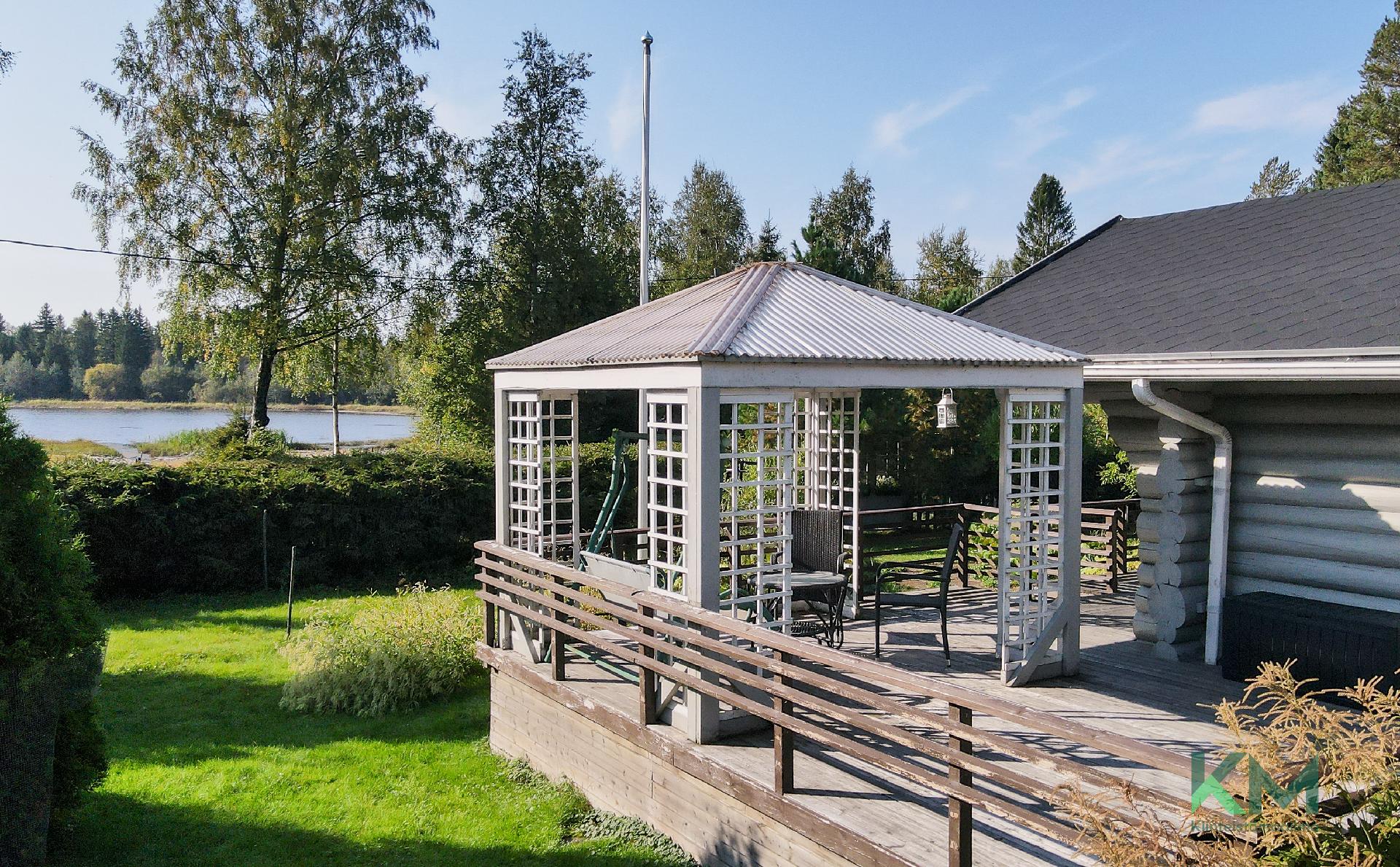 Mustanlahdentie 112, Pirkkiö, Tornio