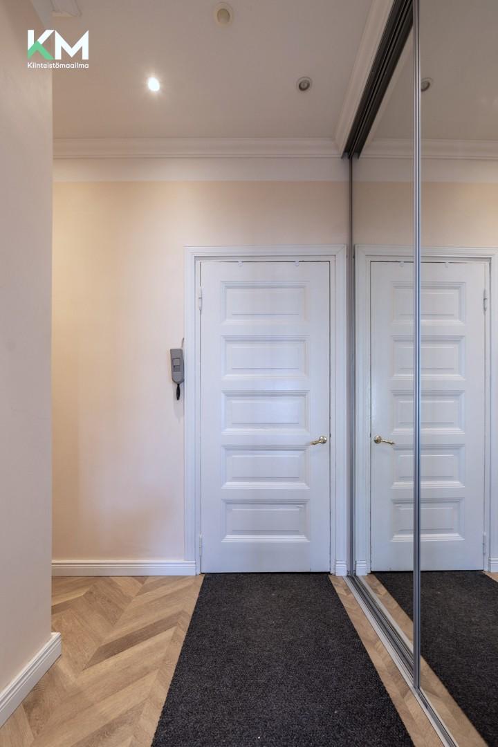 Mannerheimintie 35, Taka-Töölö, Helsinki