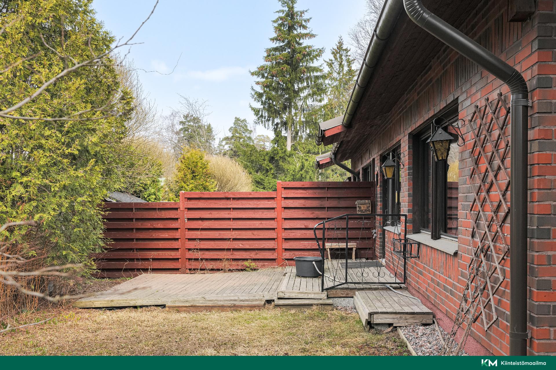 Tukkitie 12, Heikinlaakso, Helsinki