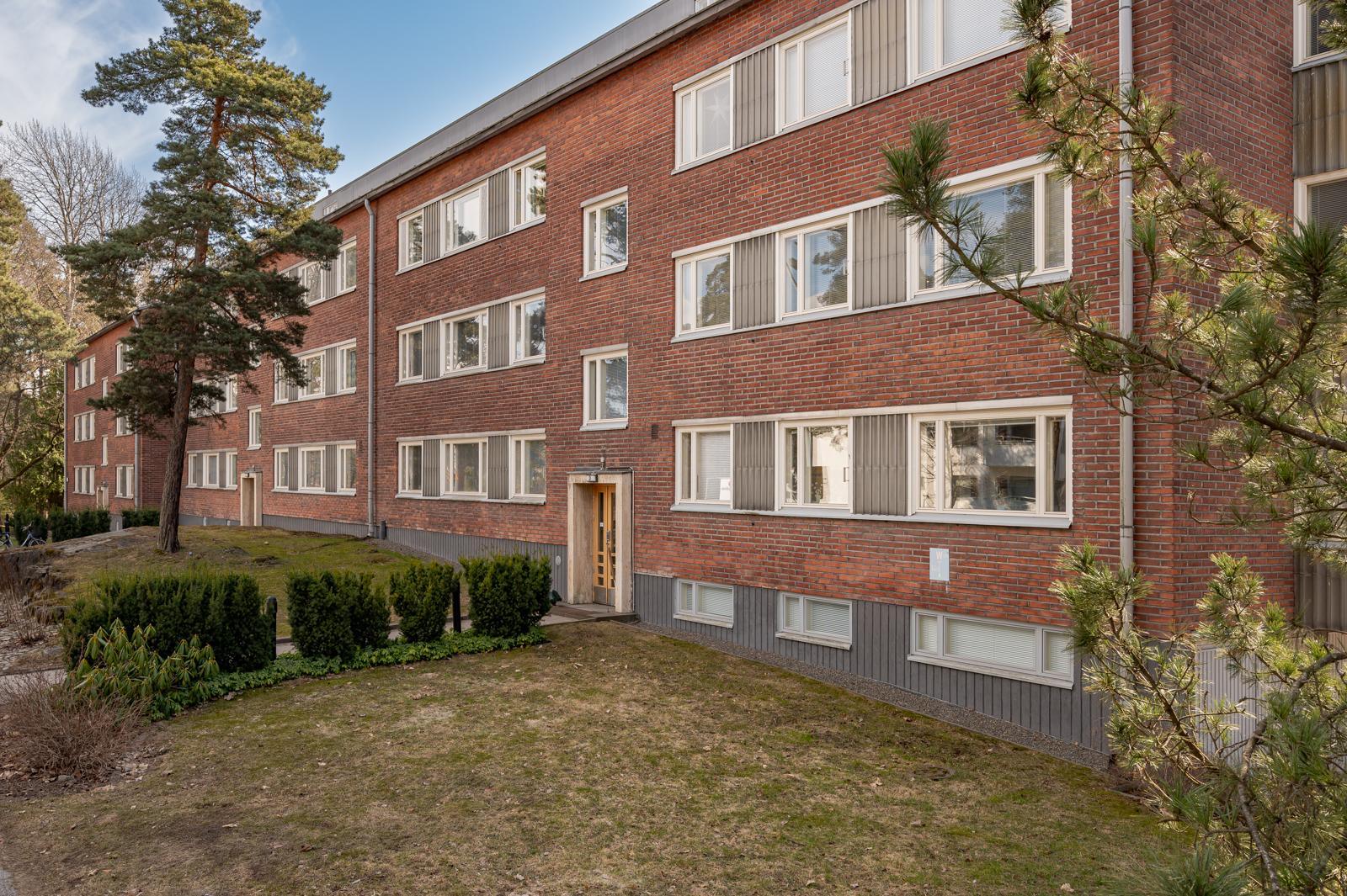 Ulvilantie 2, Munkkivuori, Helsinki