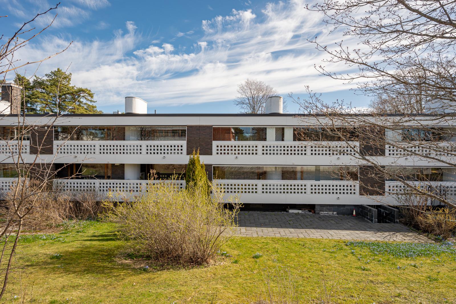 Tiilimäki 9-11, Munkkiniemi, Helsinki