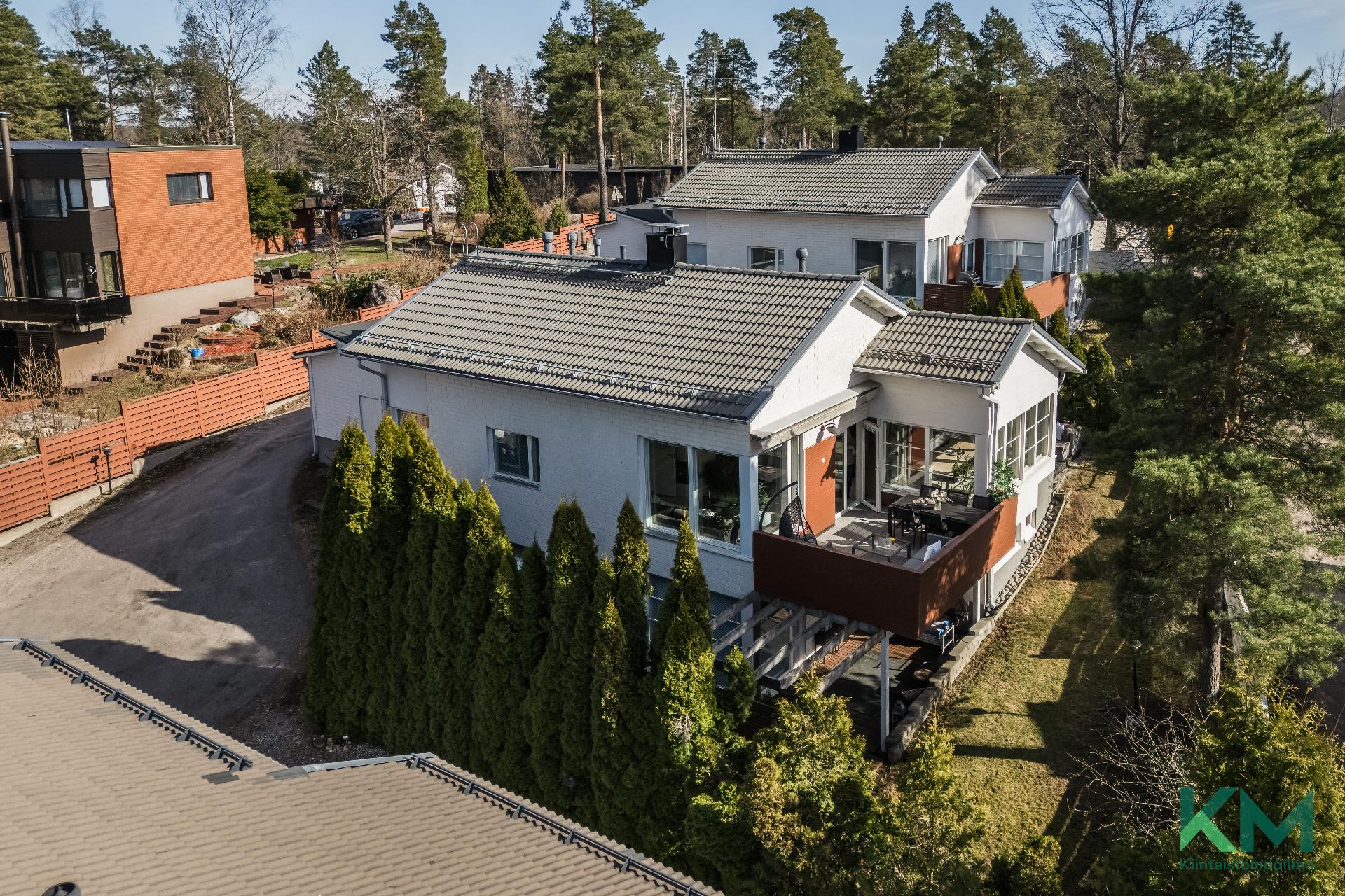 Hirsikalliontie 24, Laaksolahti, Espoo