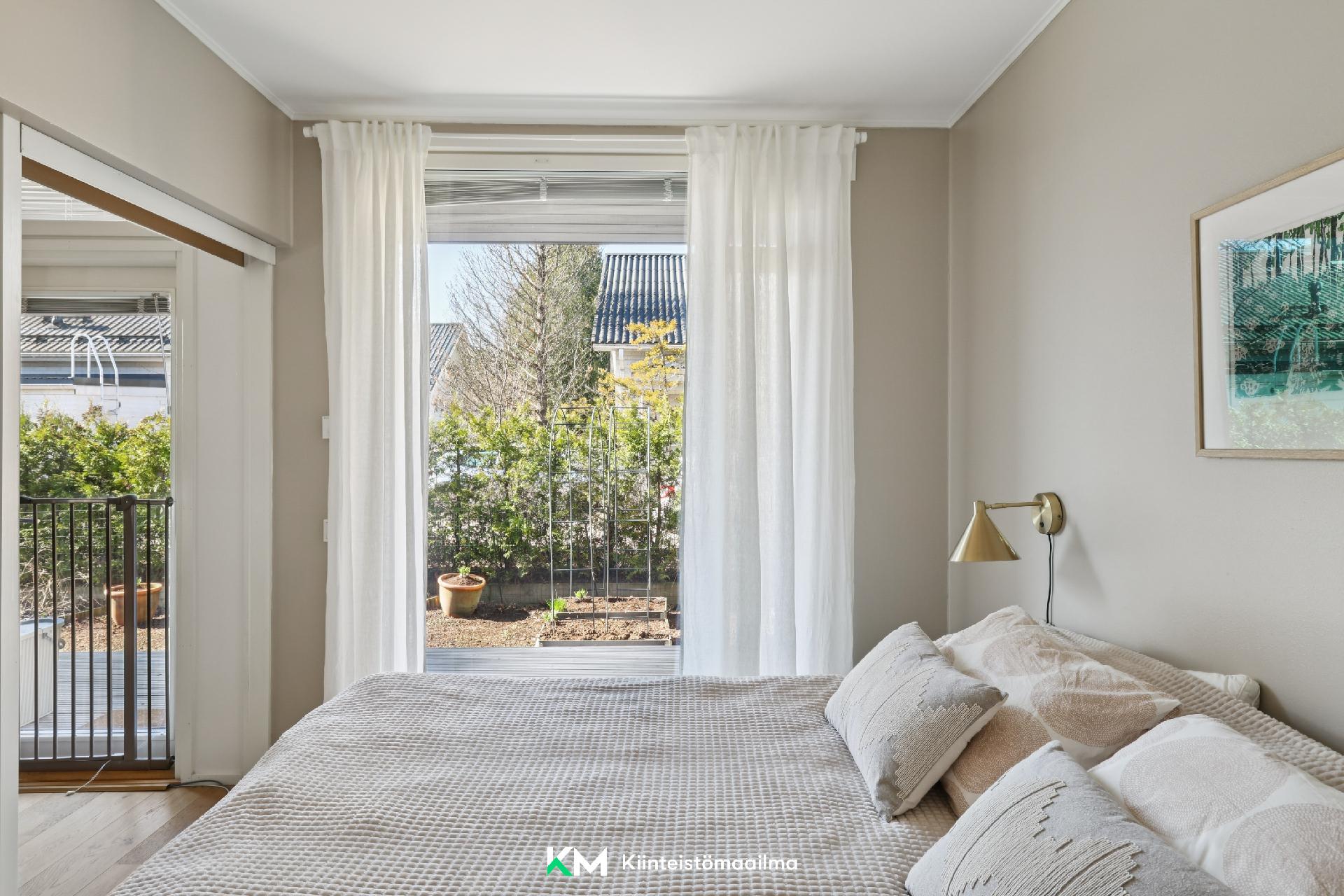 Riistatie 12, Lippajärvi, Espoo