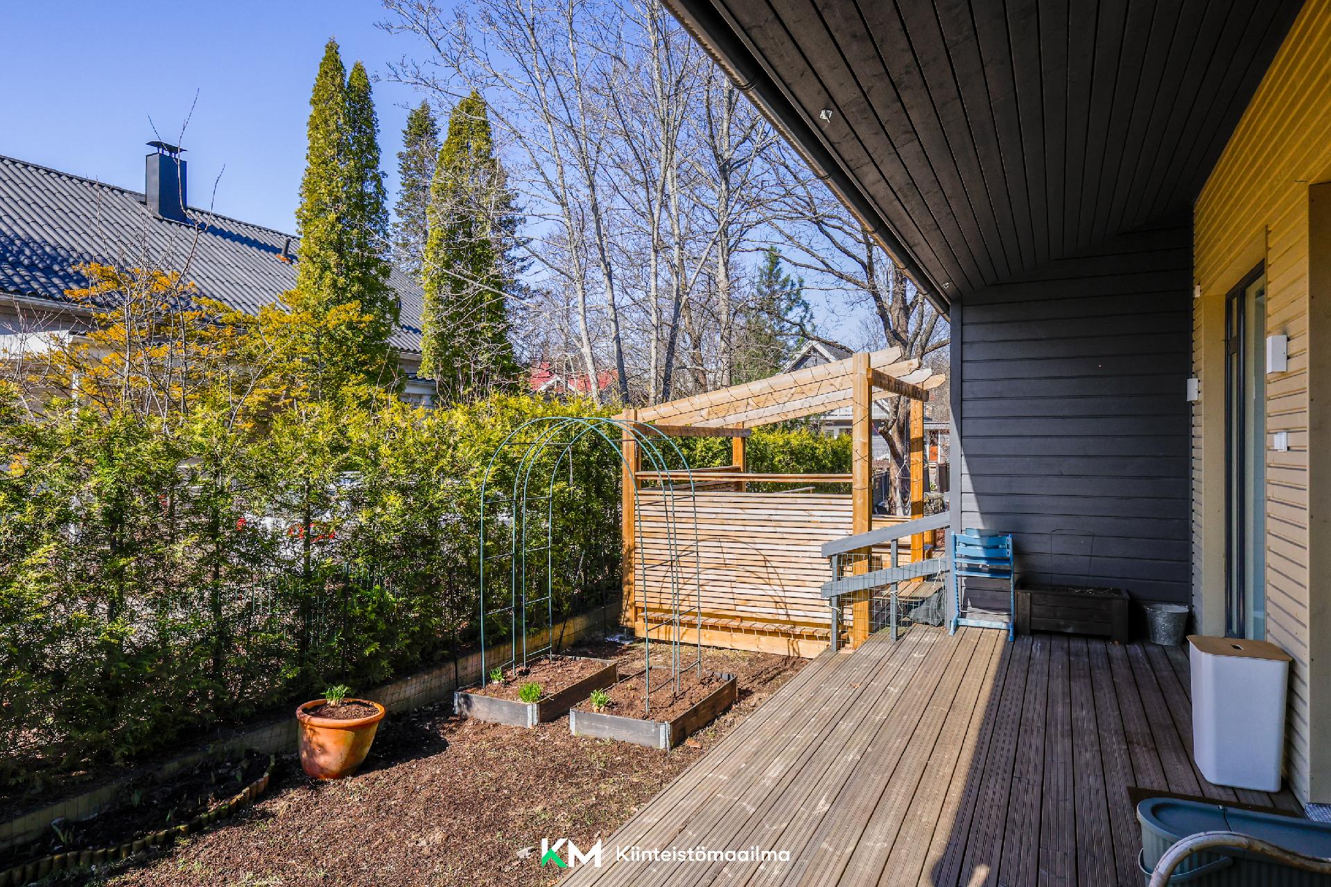 Riistatie 12, Lippajärvi, Espoo