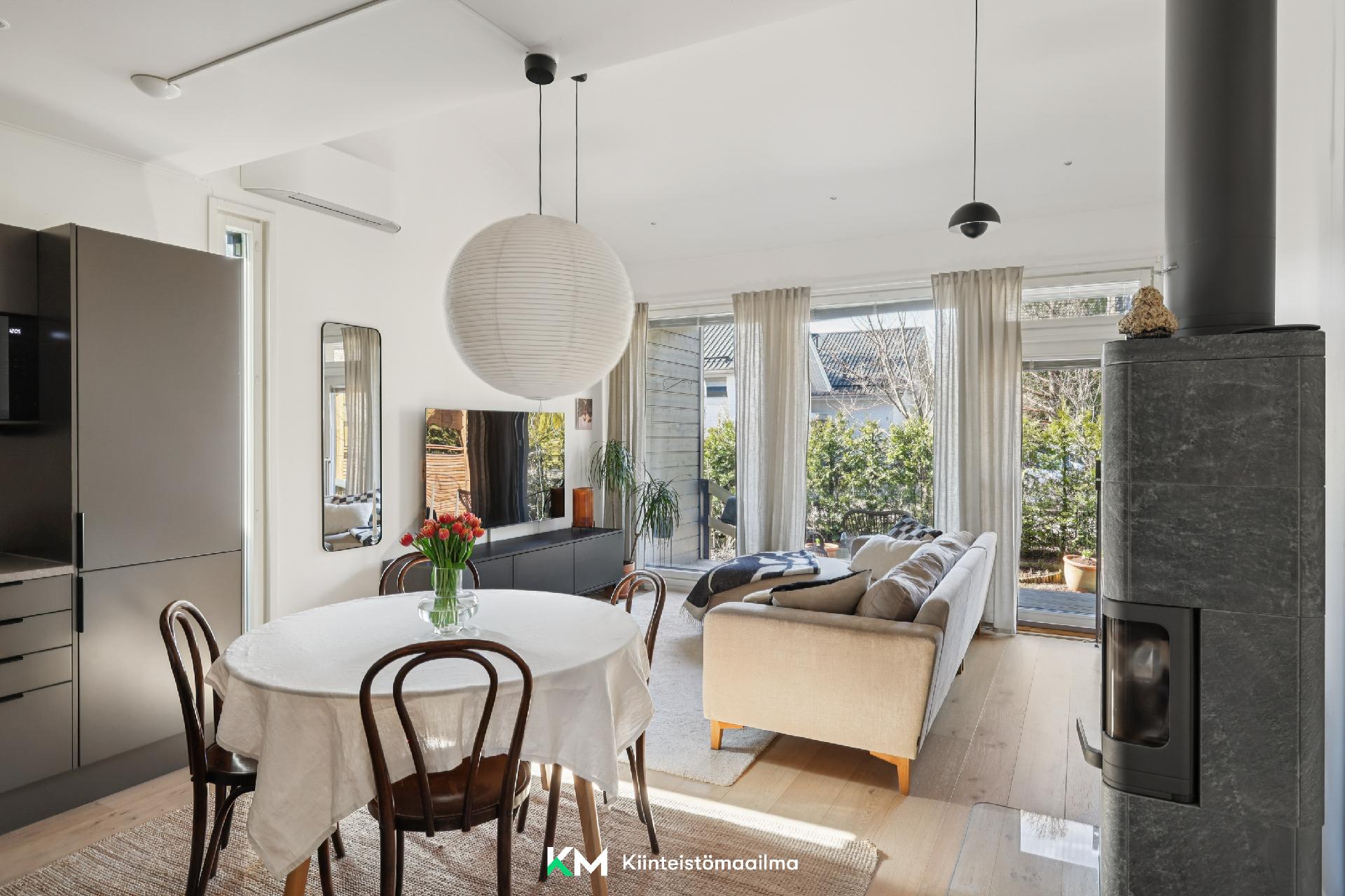 Riistatie 12, Lippajärvi, Espoo