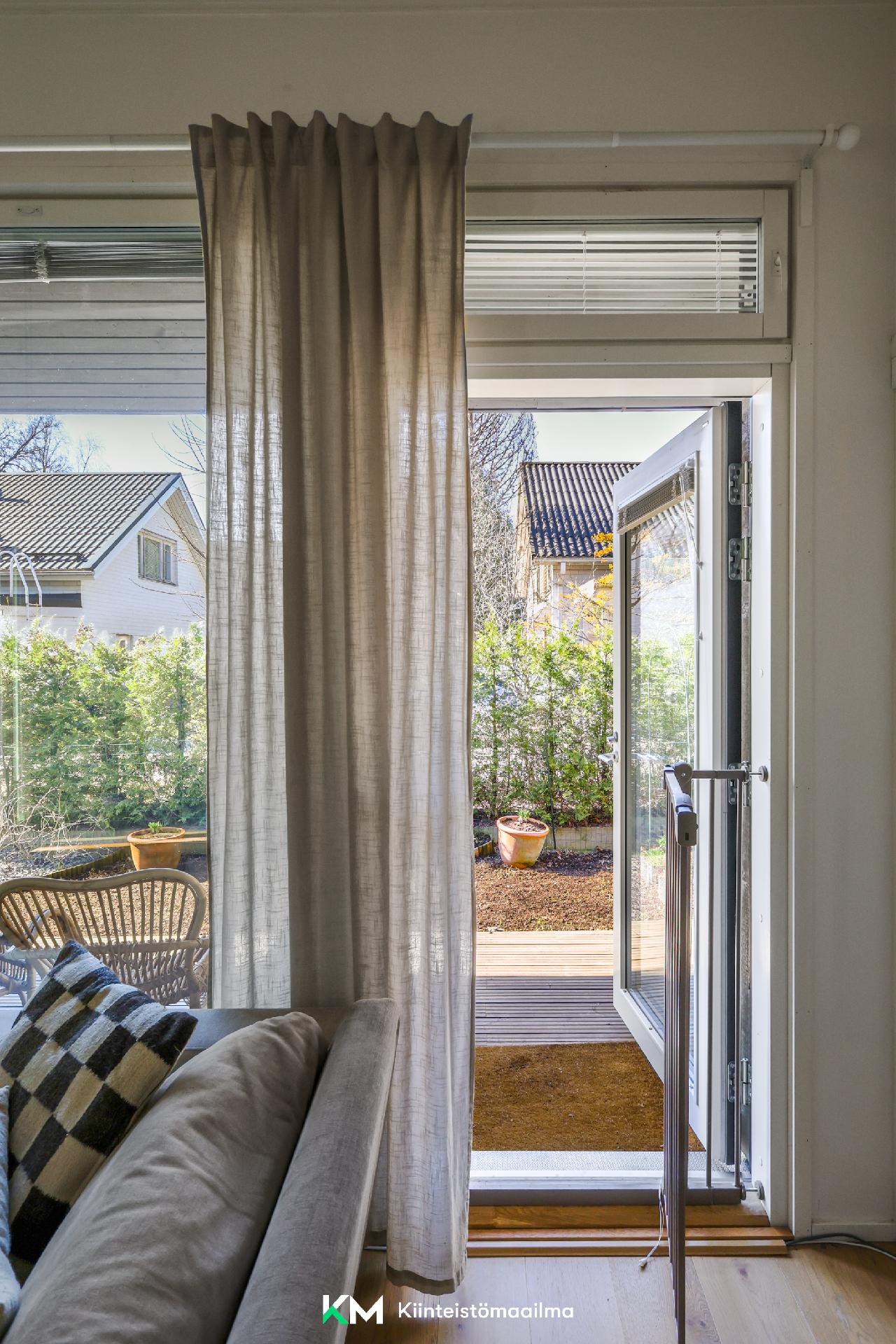 Riistatie 12, Lippajärvi, Espoo