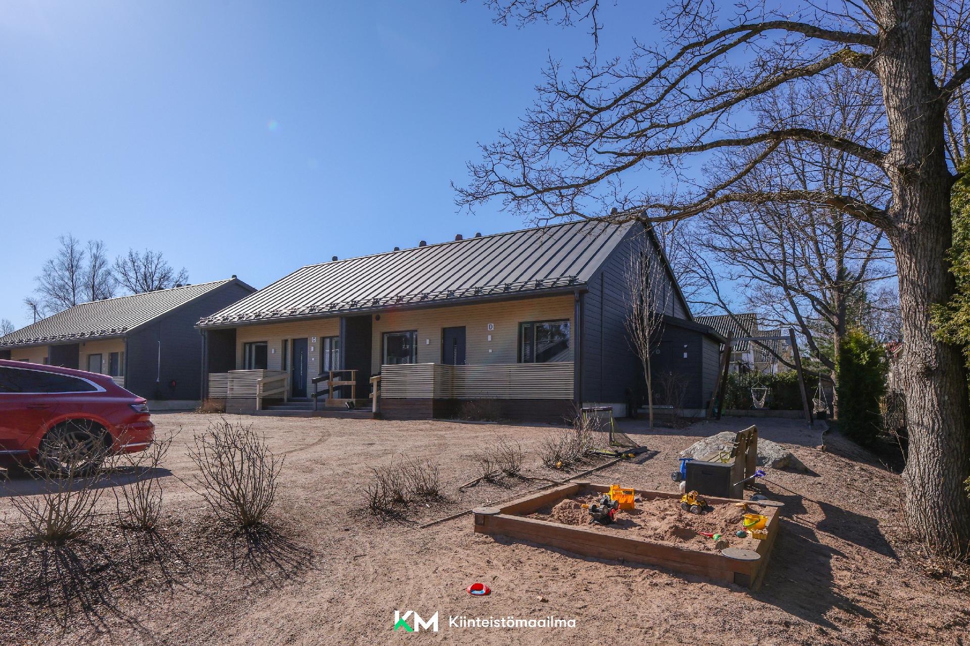 Riistatie 12, Lippajärvi, Espoo