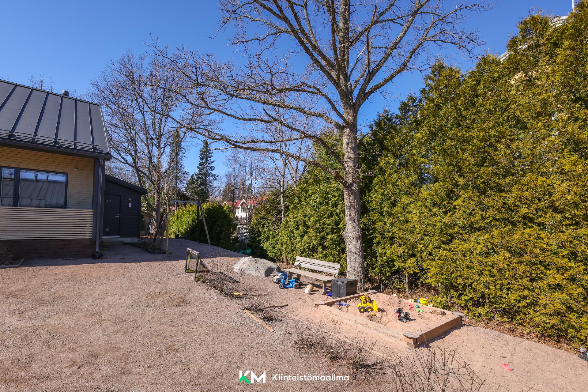 Riistatie 12, Lippajärvi, Espoo