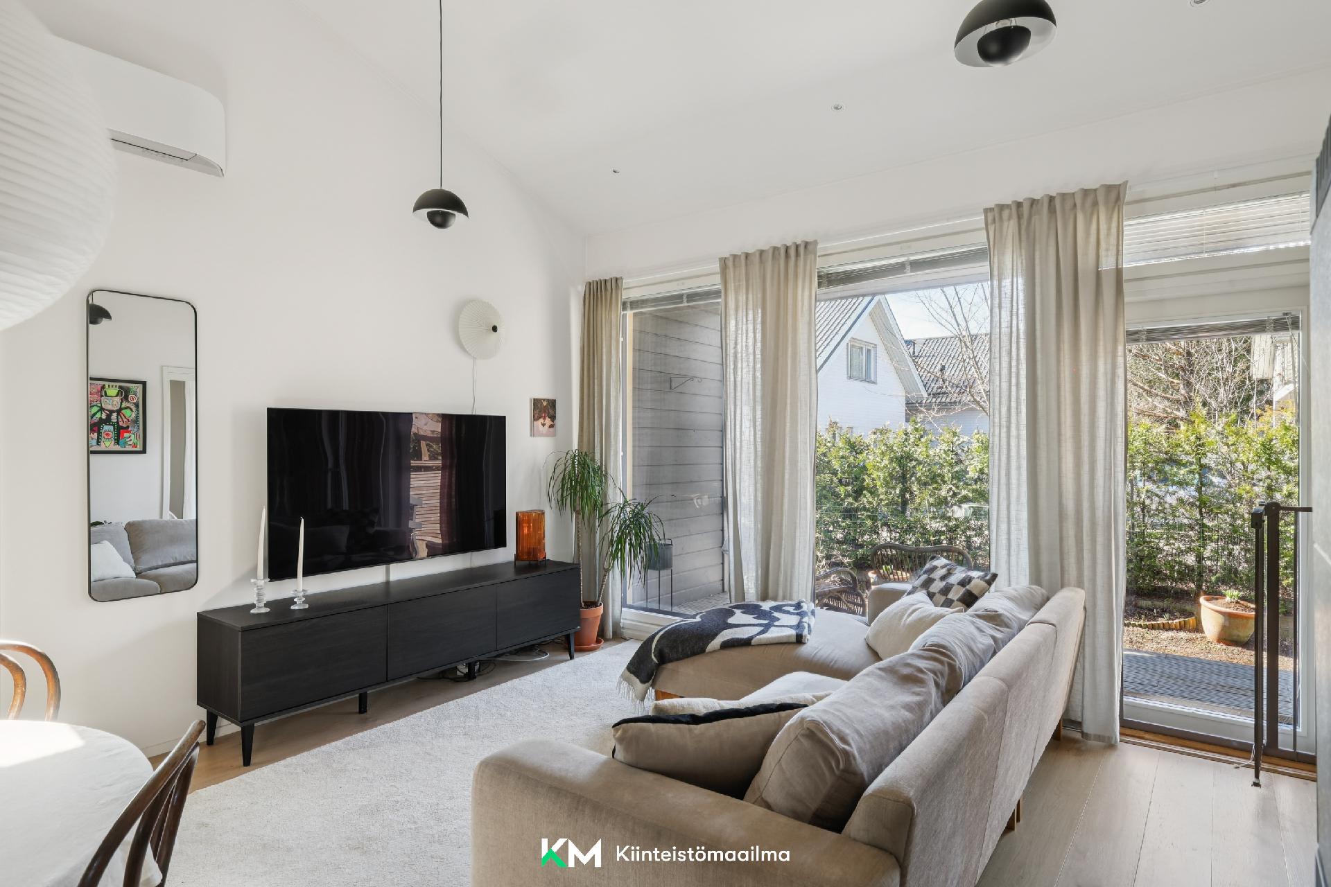 Riistatie 12, Lippajärvi, Espoo