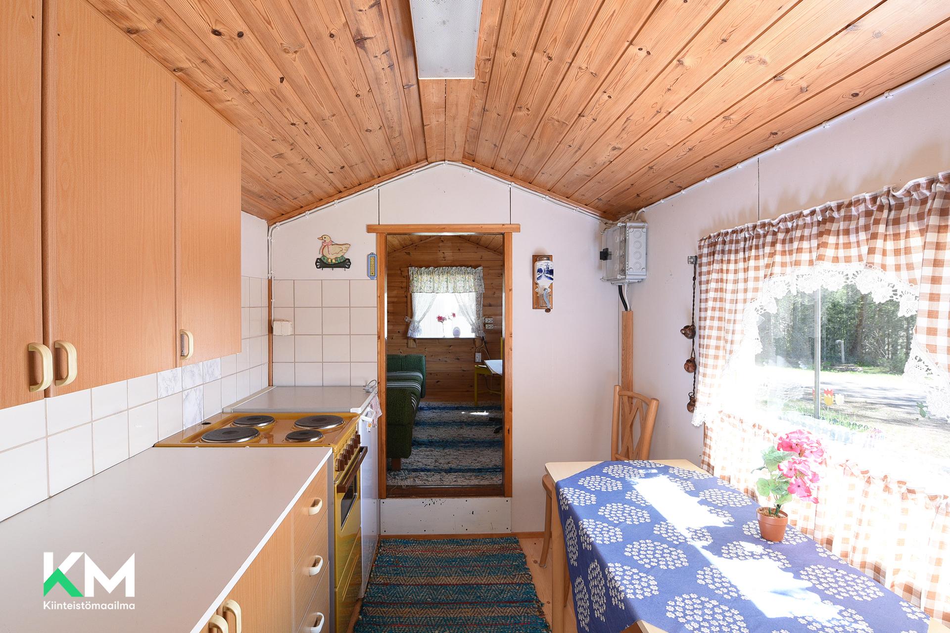 Rantakuja 12, Säyhtee, Iitti