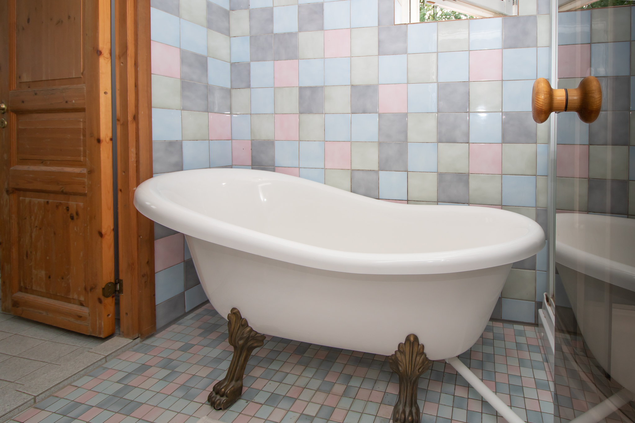 tassuamme kylpyhuoneessa