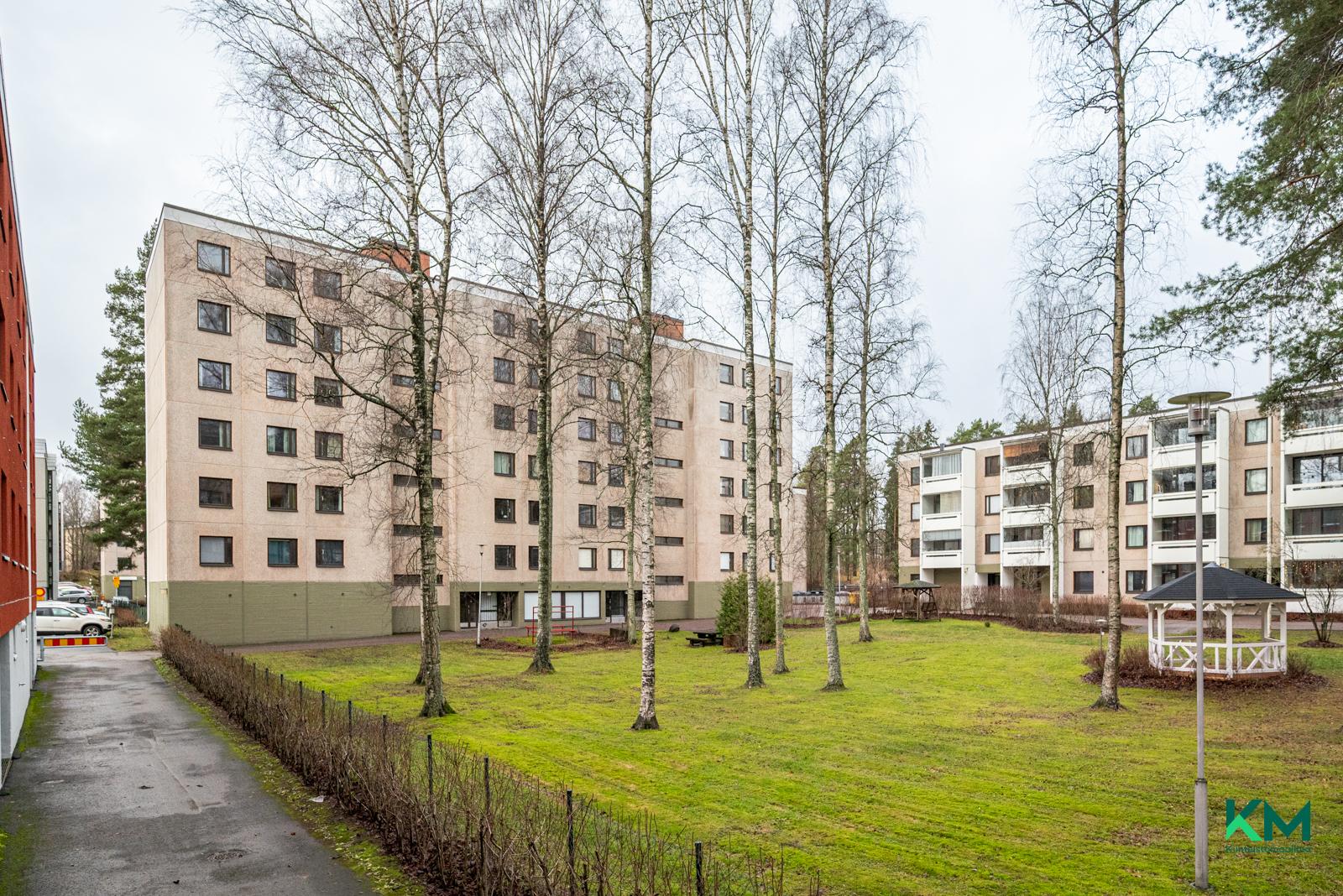 Teuvo Pakkalan tie 12, Pohjois-Haaga, Helsinki