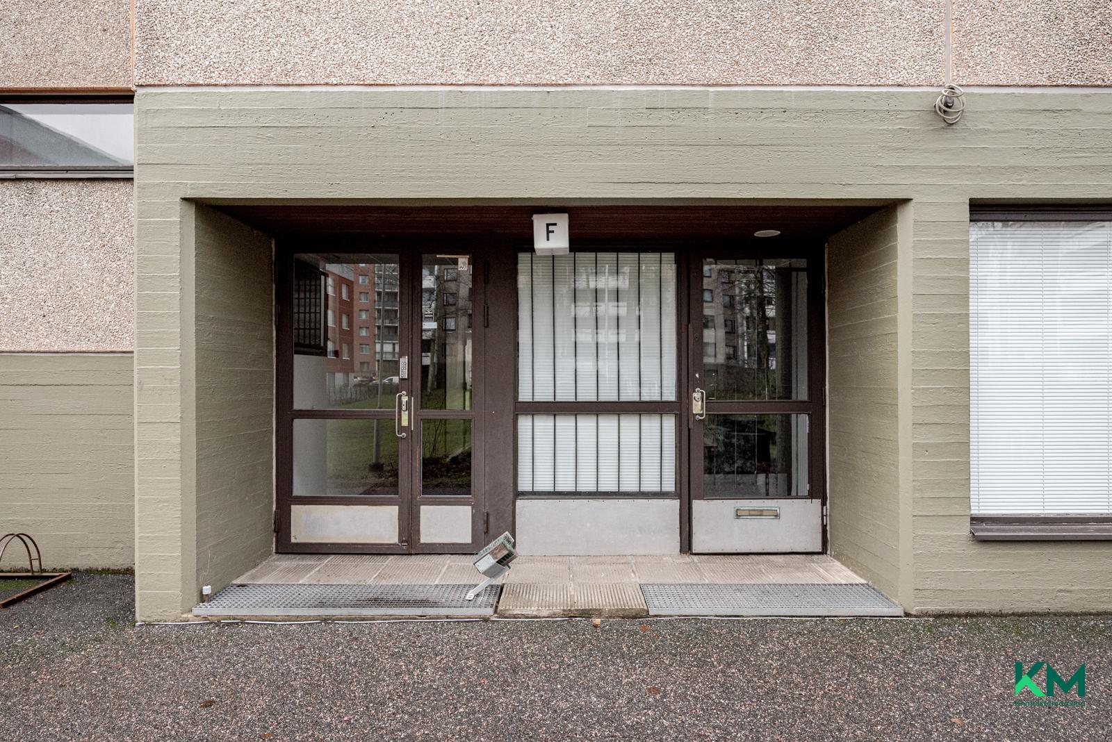 Teuvo Pakkalan tie 12, Pohjois-Haaga, Helsinki