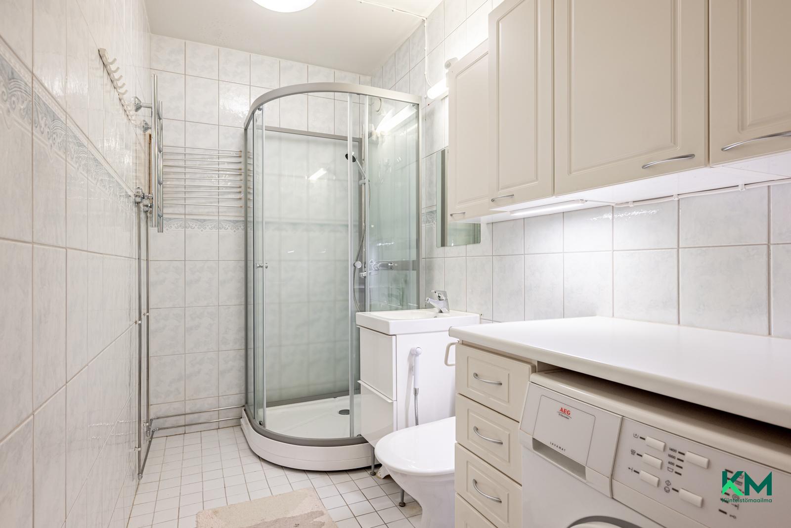 Teuvo Pakkalan tie 12, Pohjois-Haaga, Helsinki