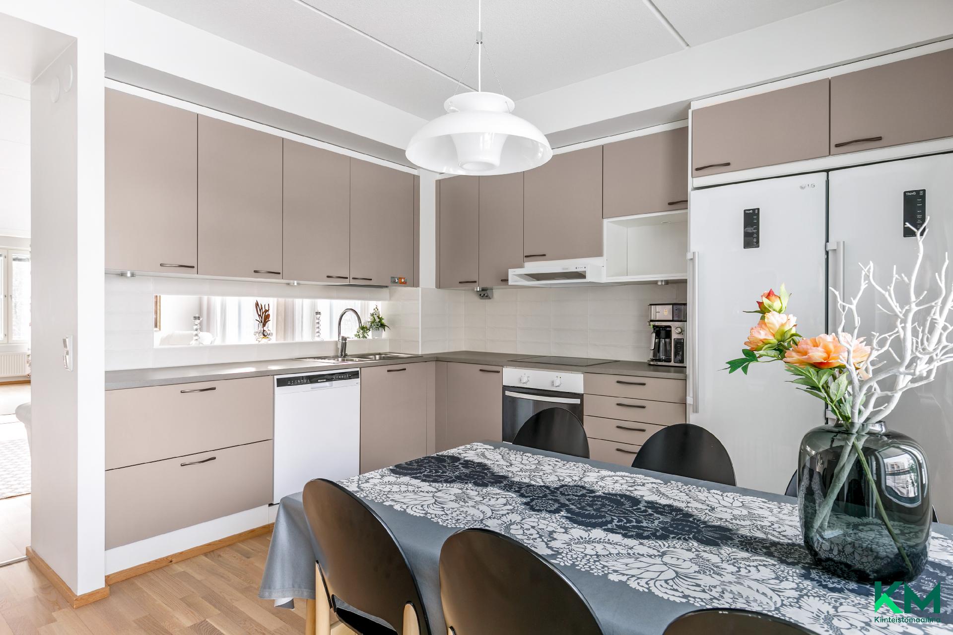 Vanha Kaarelantie 4, Kaivoksela, Vantaa