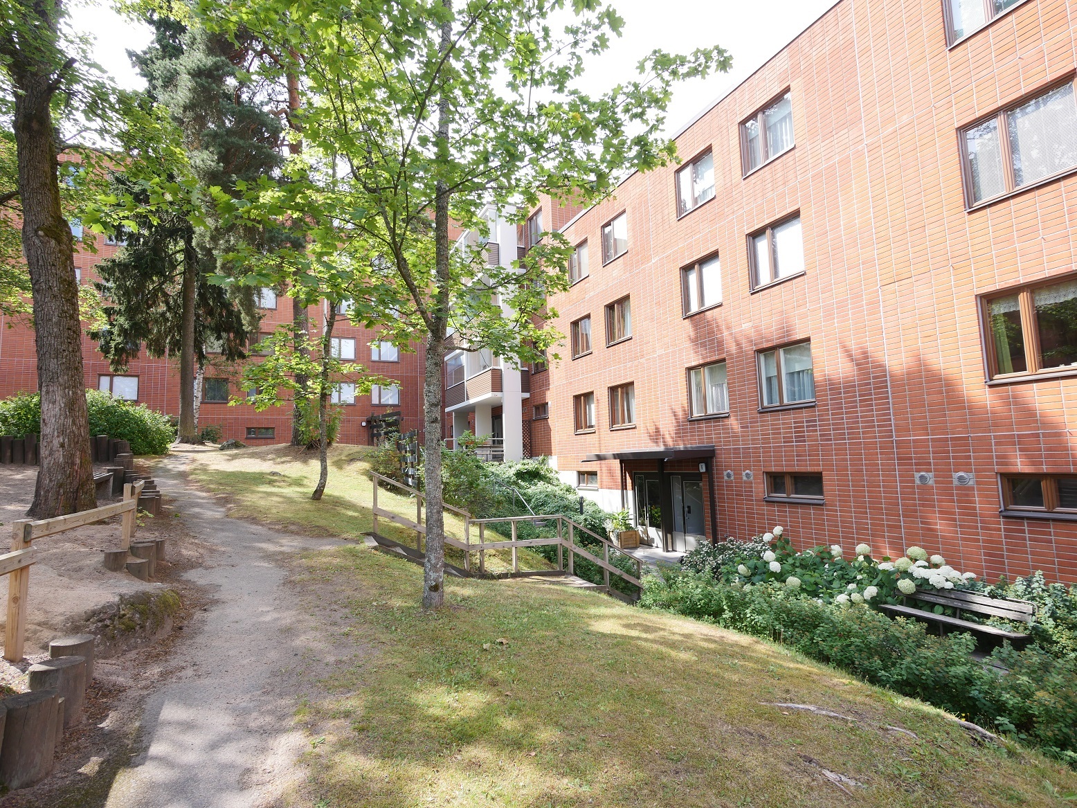 Säveltie 5, Pukinmäki, Helsinki