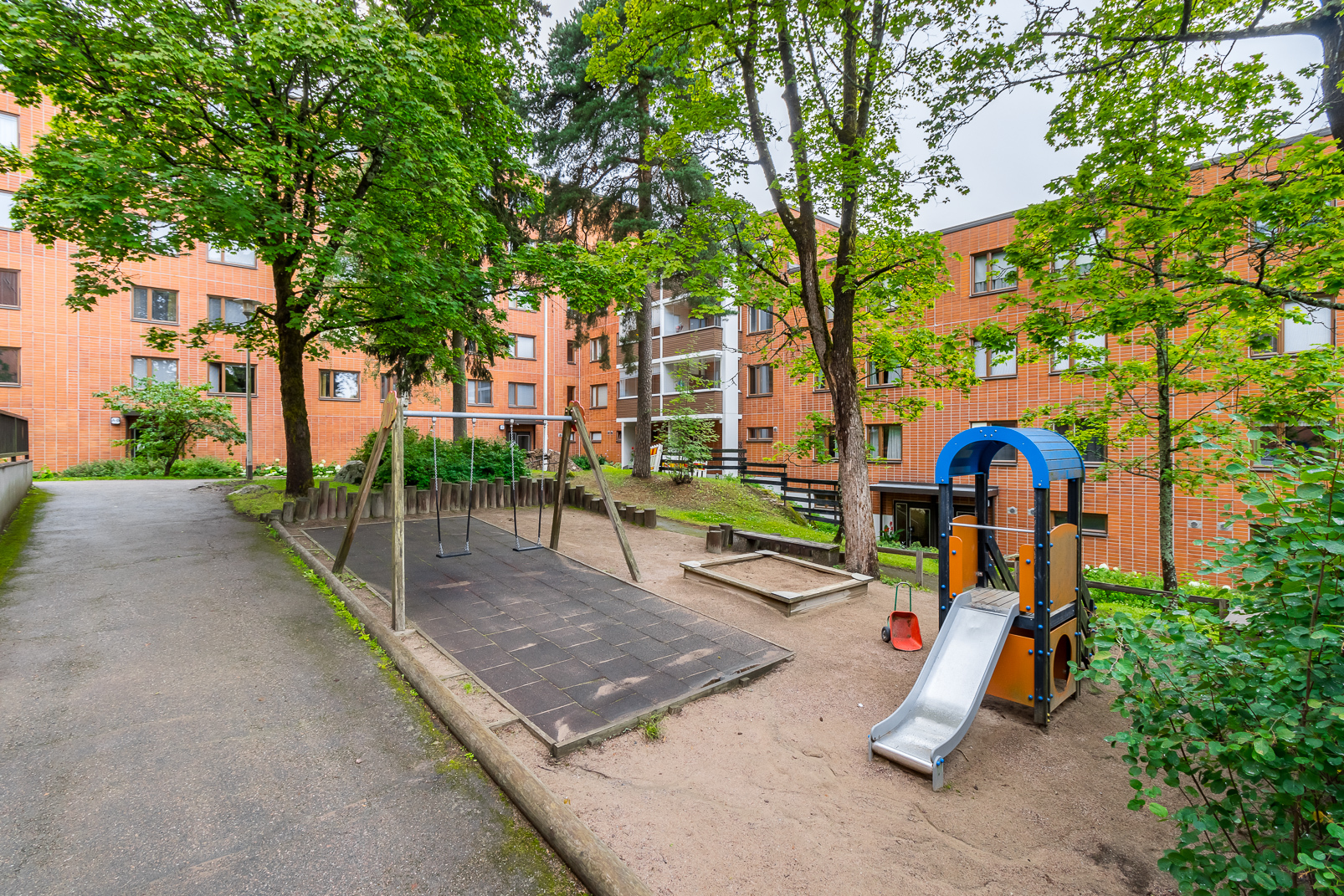Säveltie 5, Pukinmäki, Helsinki