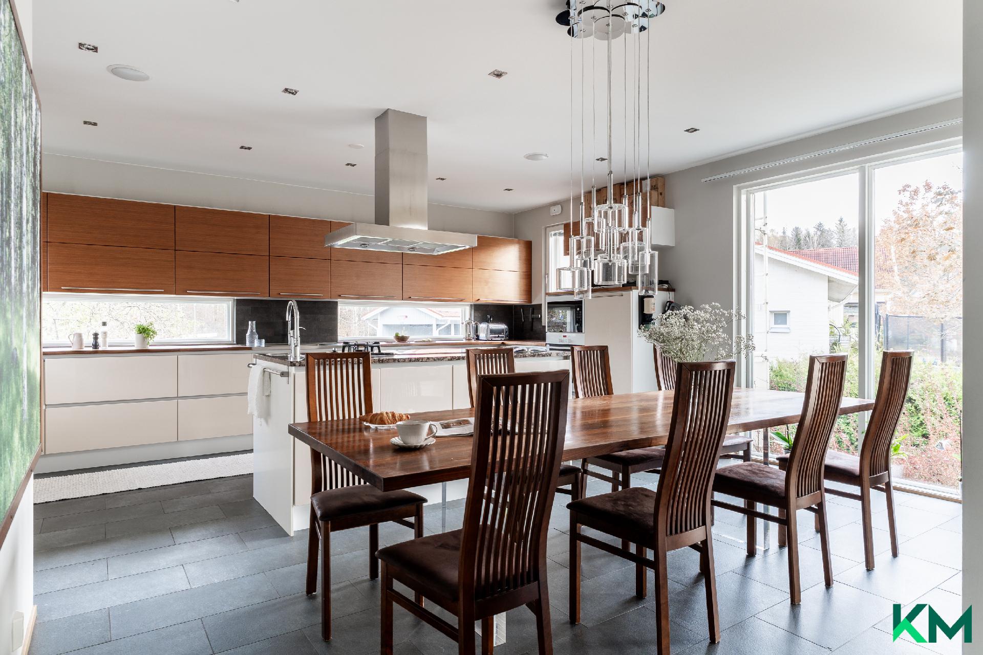 Rastasniityntie 27, Laaksolahti, Espoo