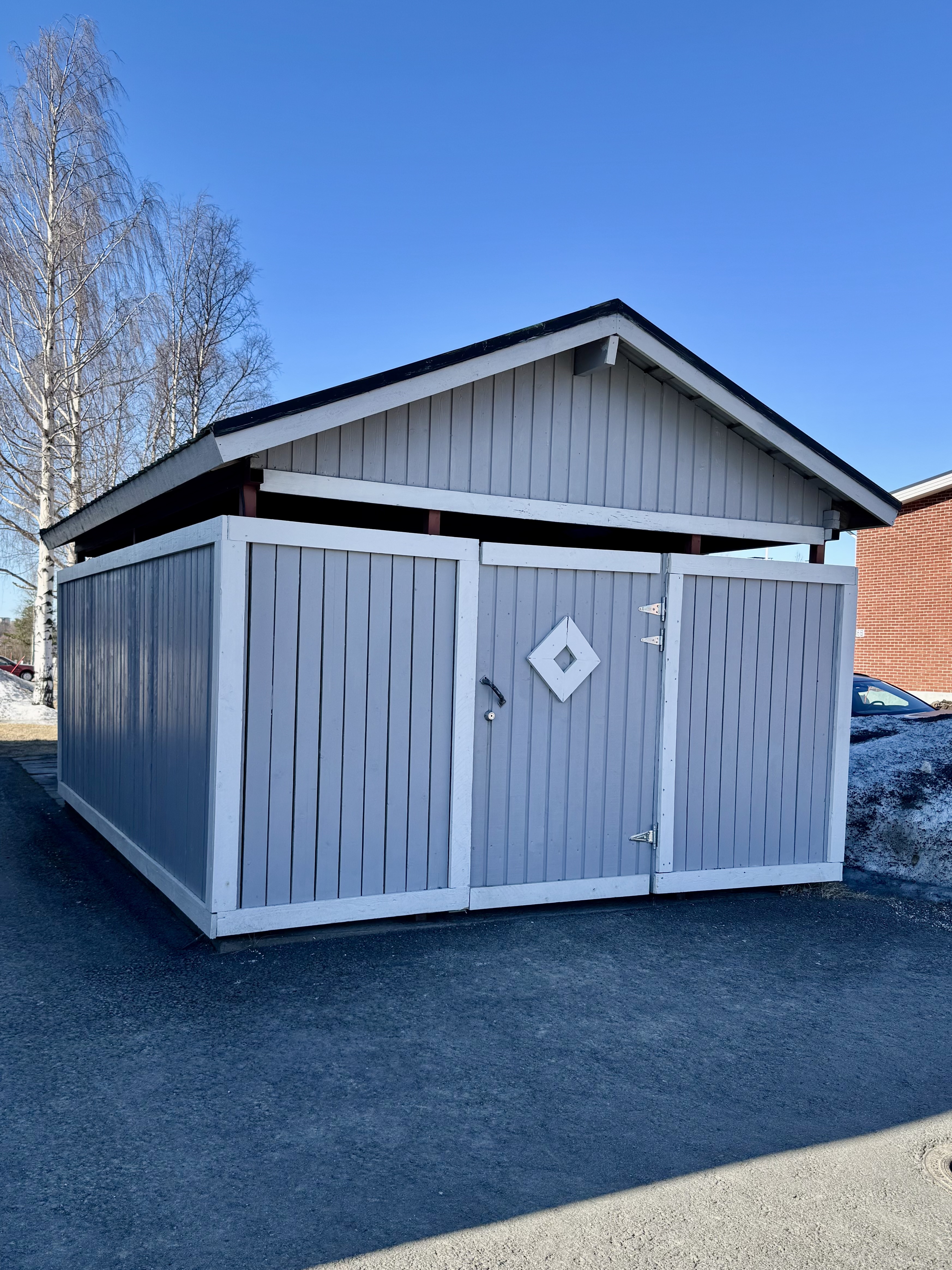 Taloyhtiön jätekatos