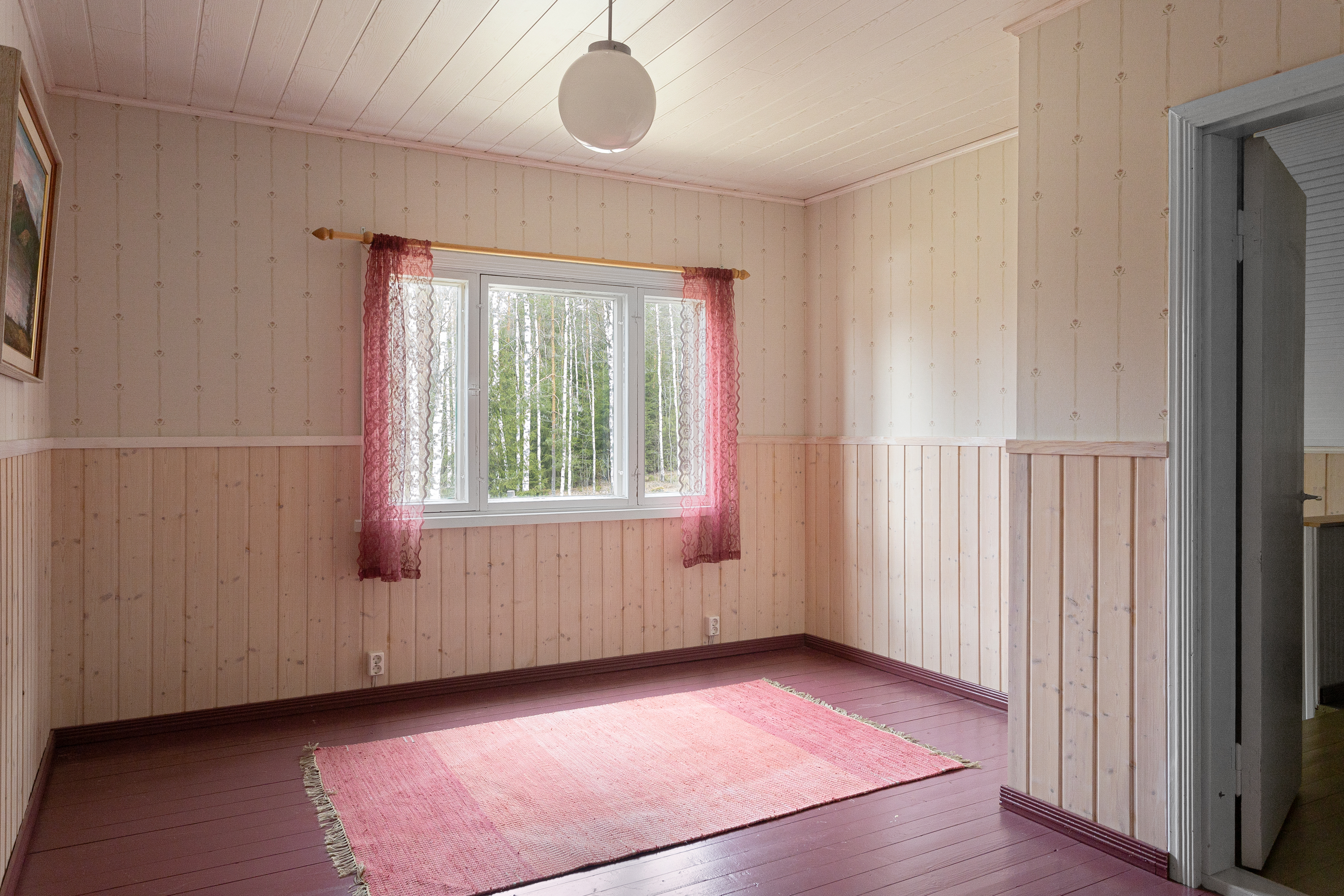 Yläkerran makuuhuone