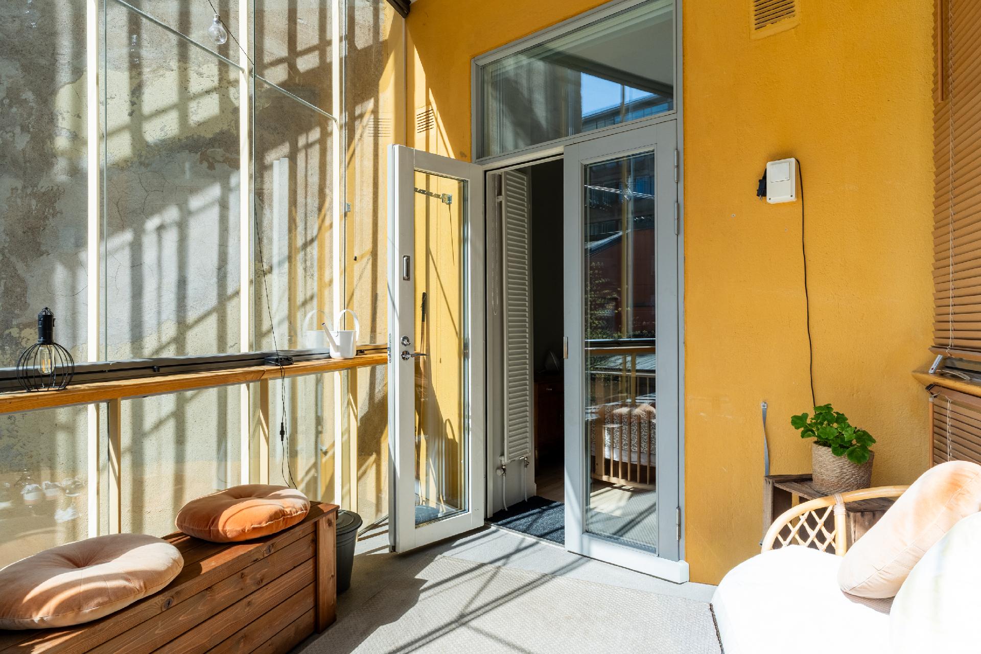 Vironkatu 10, Kruununhaka, Helsinki