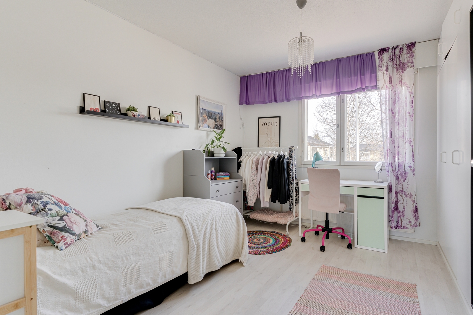 Heinäpellontie 9, Tapaninkylä, Helsinki