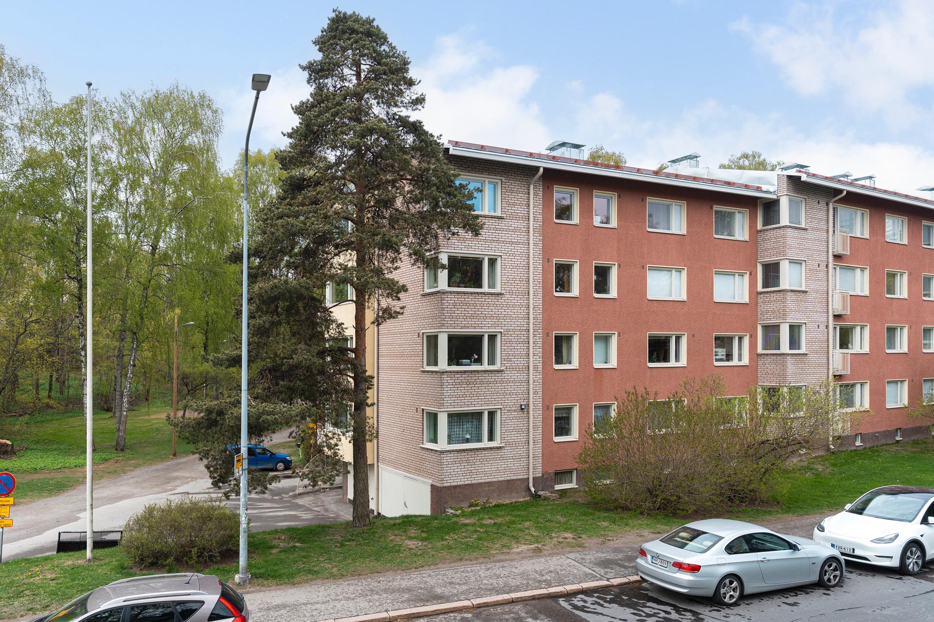 Hiihtomäentie 18, Herttoniemi, Helsinki