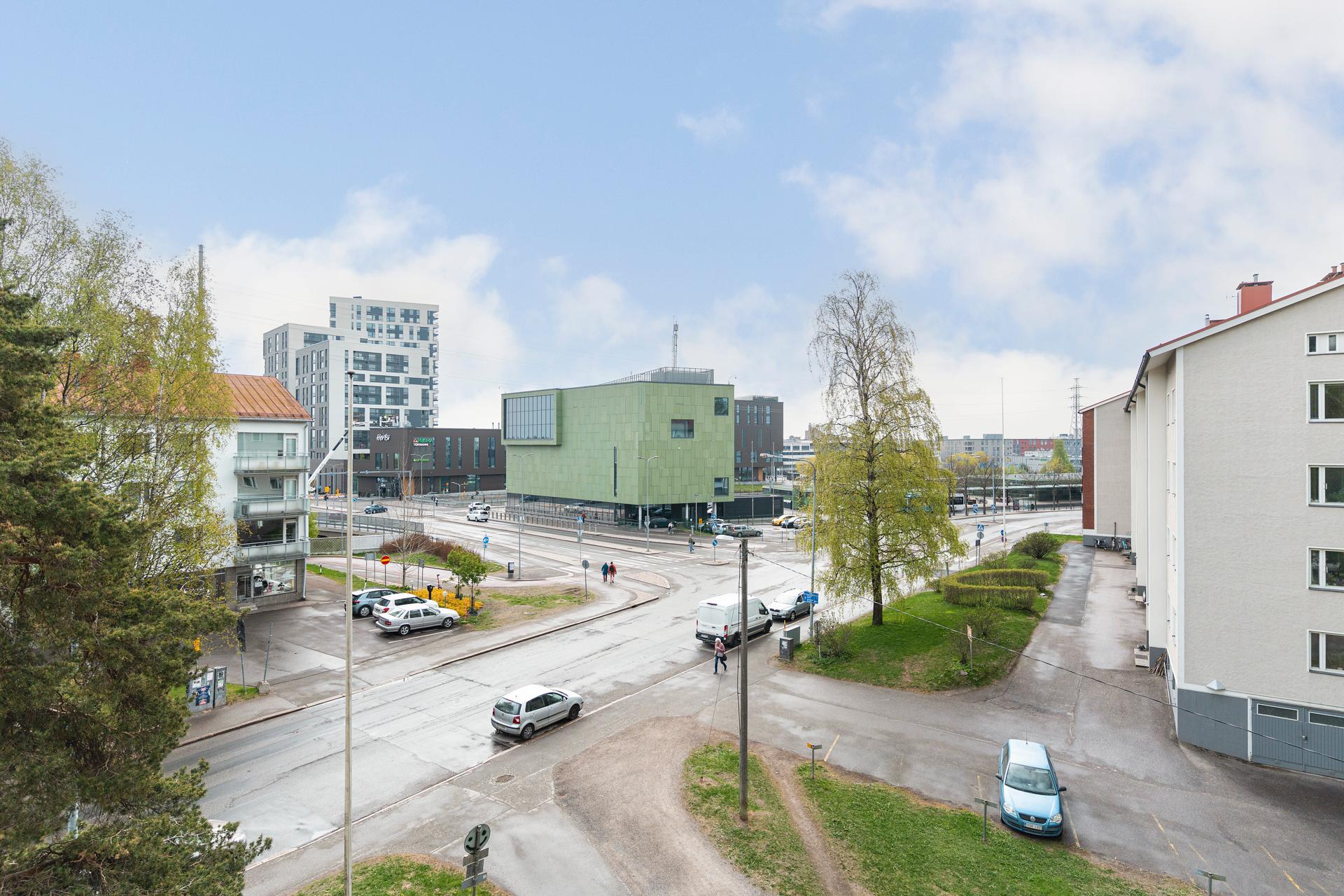 Hiihtomäentie 18, Herttoniemi, Helsinki