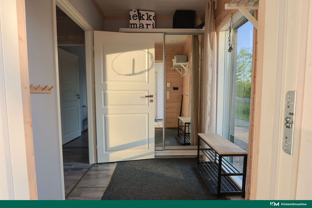 Kiviluhtantie 61, Hirvensalmi