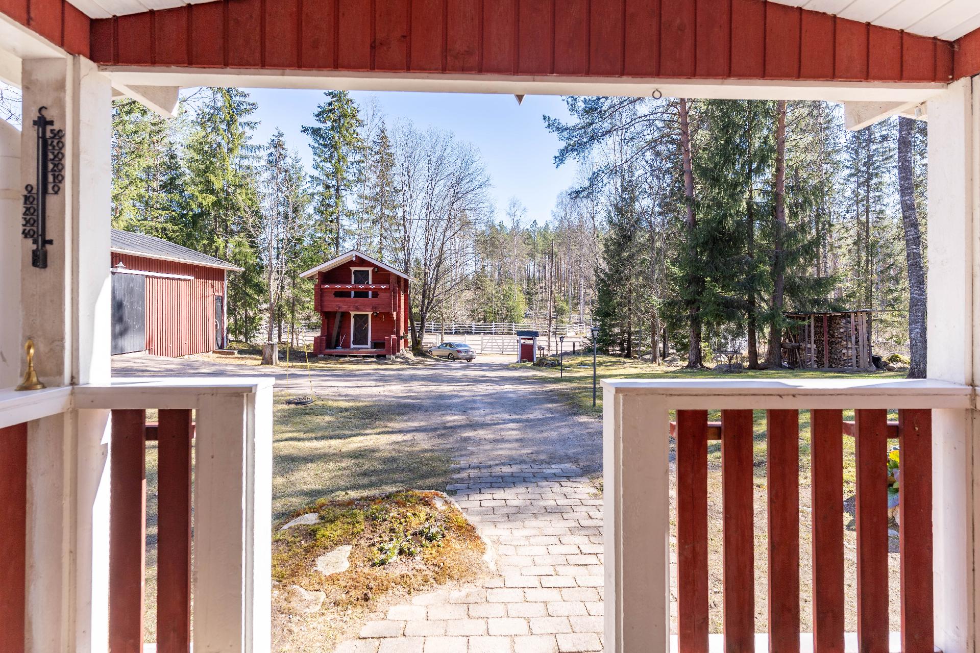 Taivaskalliontie 12, Selki, Vihti