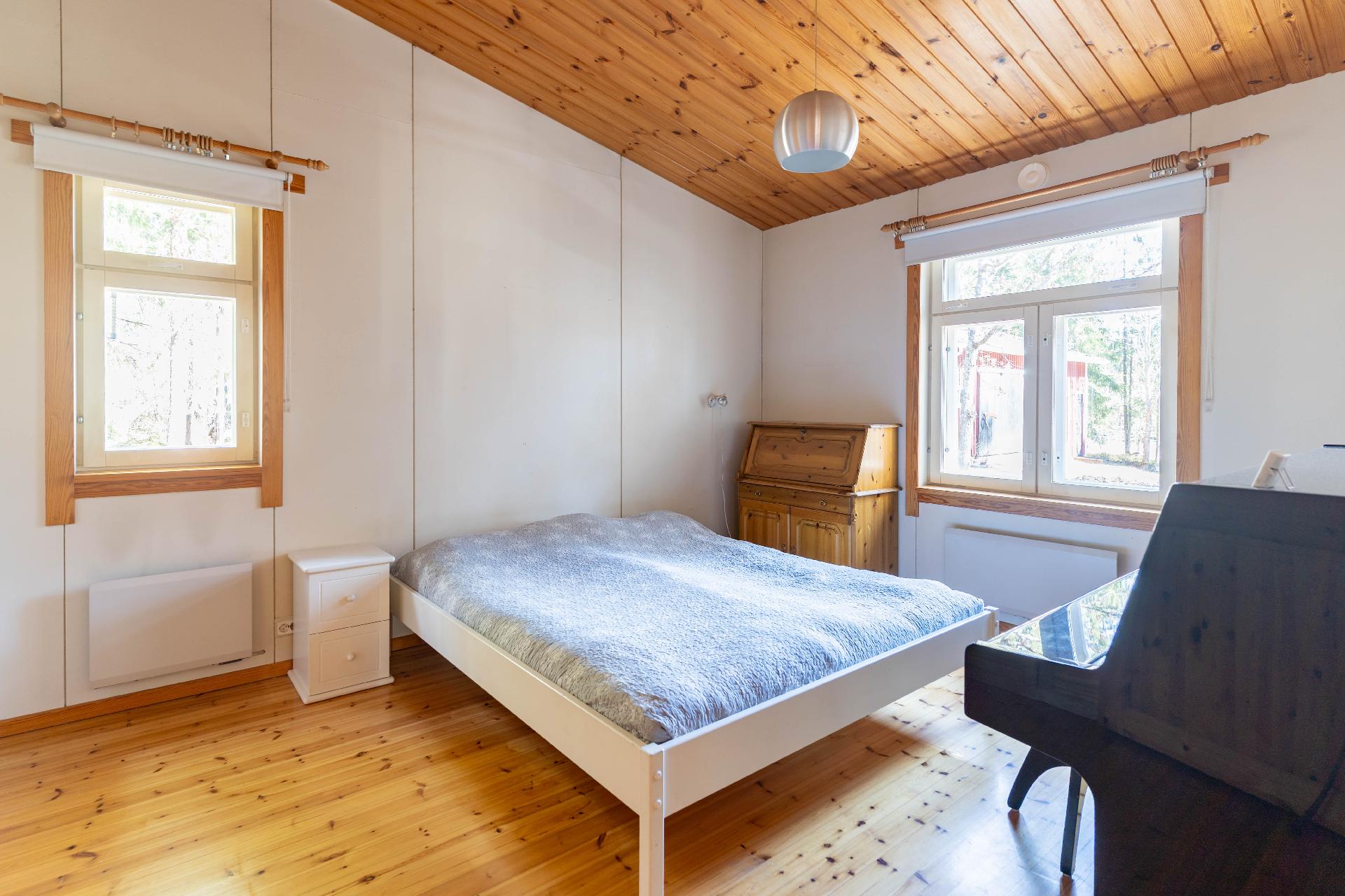 Taivaskalliontie 12, Selki, Vihti