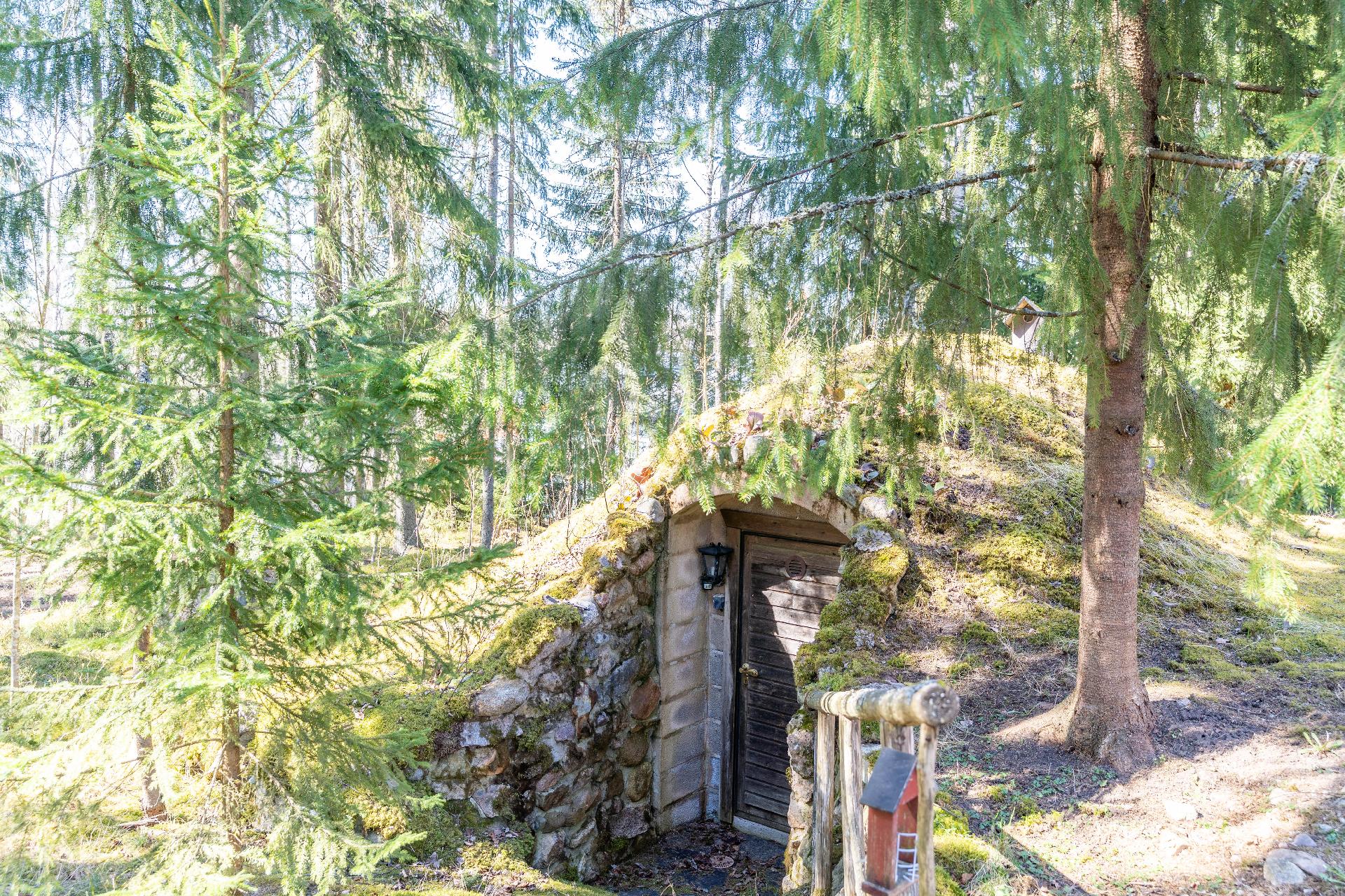 Taivaskalliontie 12, Selki, Vihti