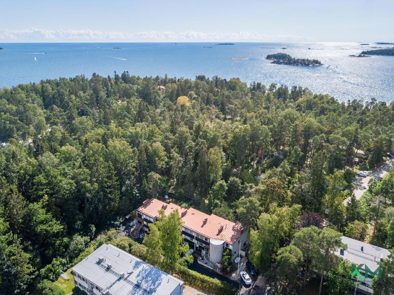 Lounaisväylä 1, Lauttasaari, Helsinki