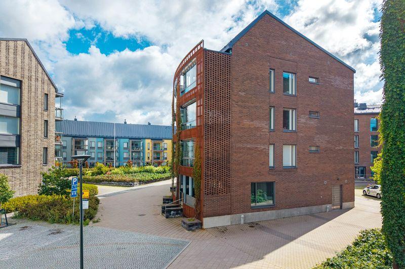 Temperankatu 4, Kuninkaantammi, Helsinki