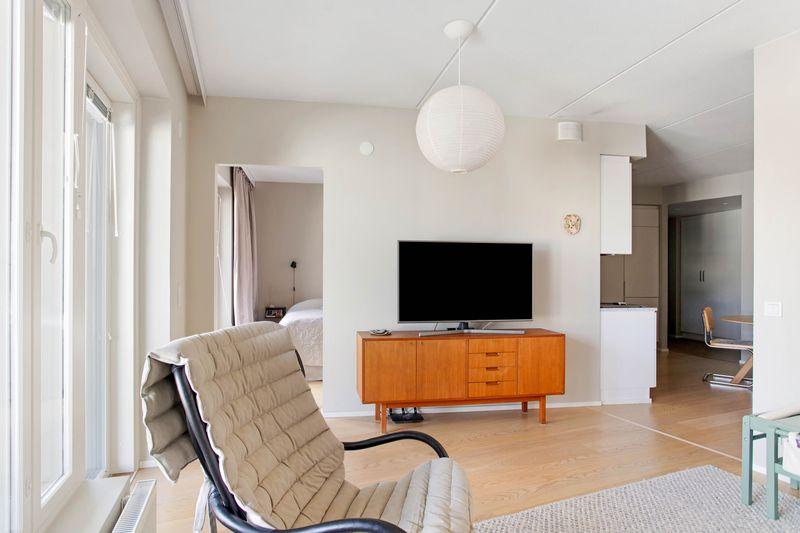 Temperankatu 4, Kuninkaantammi, Helsinki