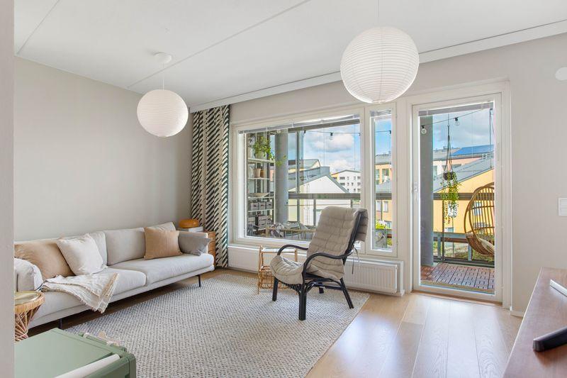 Temperankatu 4, Kuninkaantammi, Helsinki