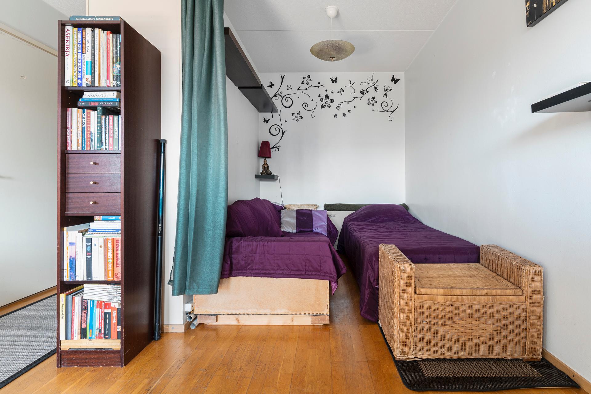 Unikkotie 3, Pukinmäki, Helsinki