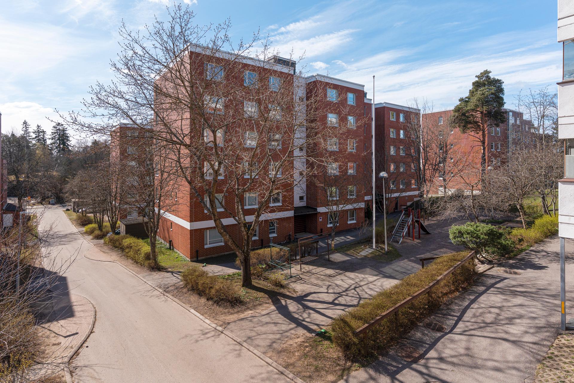 Unikkotie 3, Pukinmäki, Helsinki