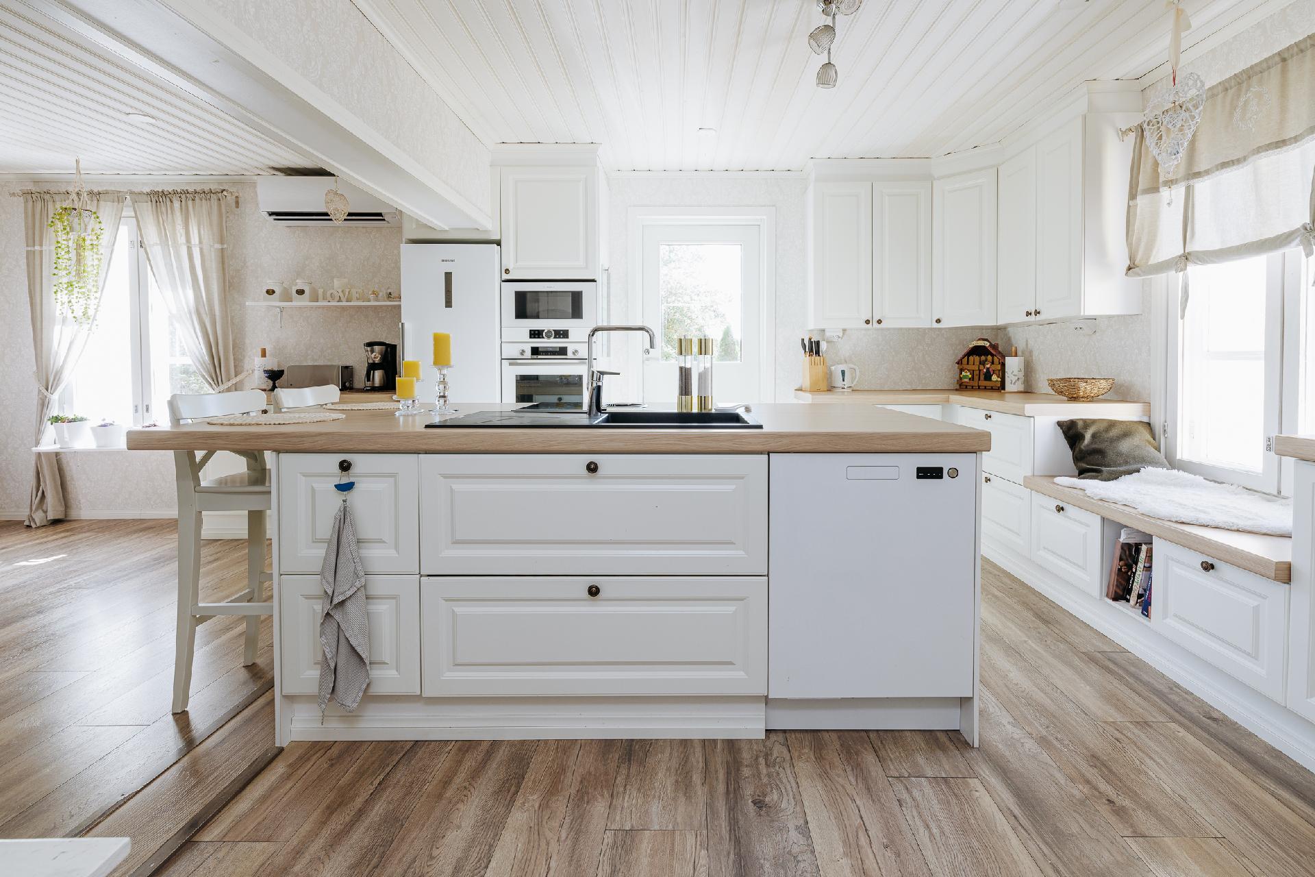 Napuen kylätie 6, Napue, Isokyrö