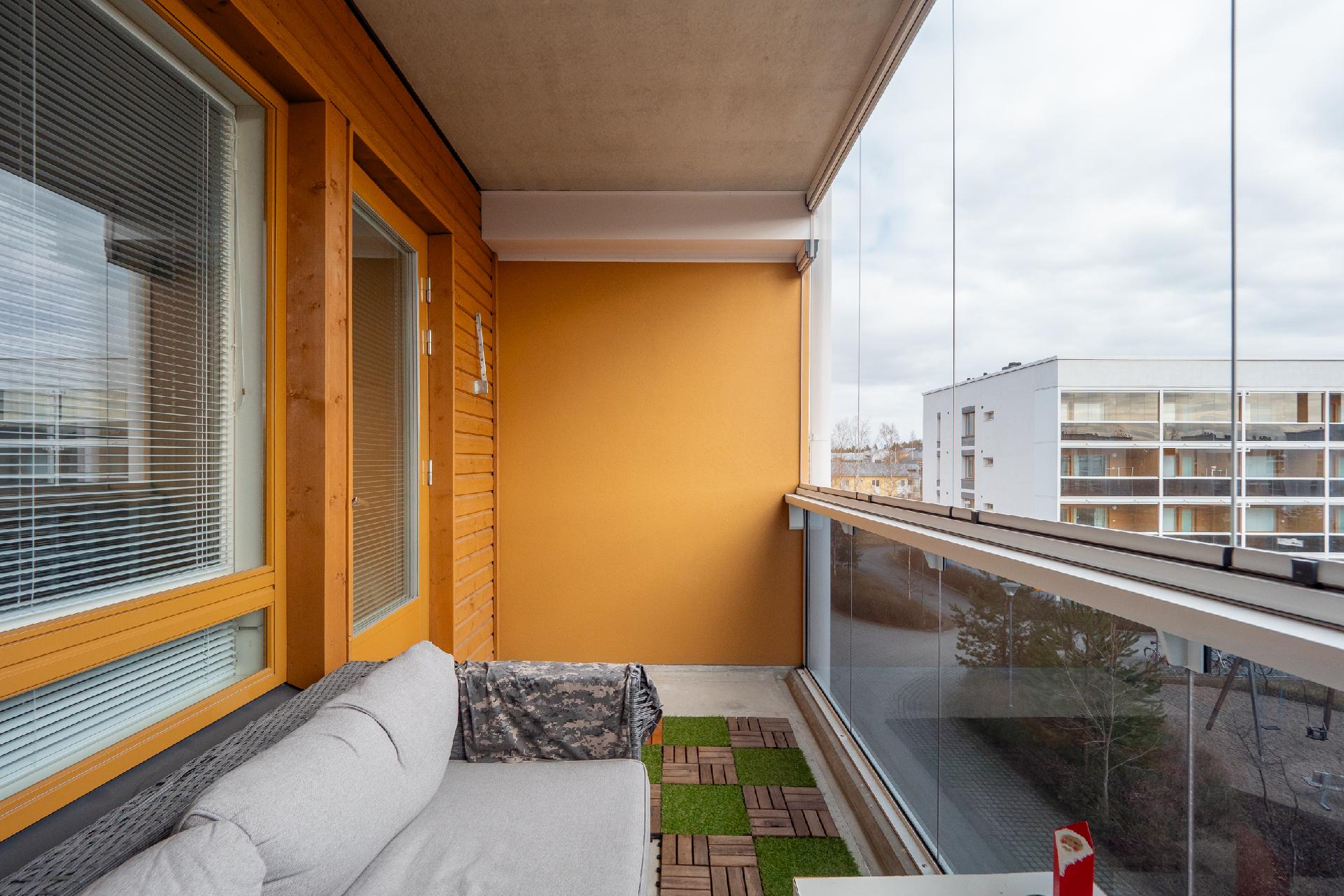 Kauppalinnankatu 1, Linnanmaa, Oulu