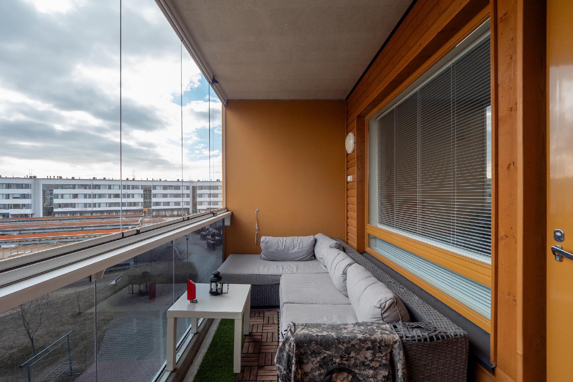 Kauppalinnankatu 1, Linnanmaa, Oulu