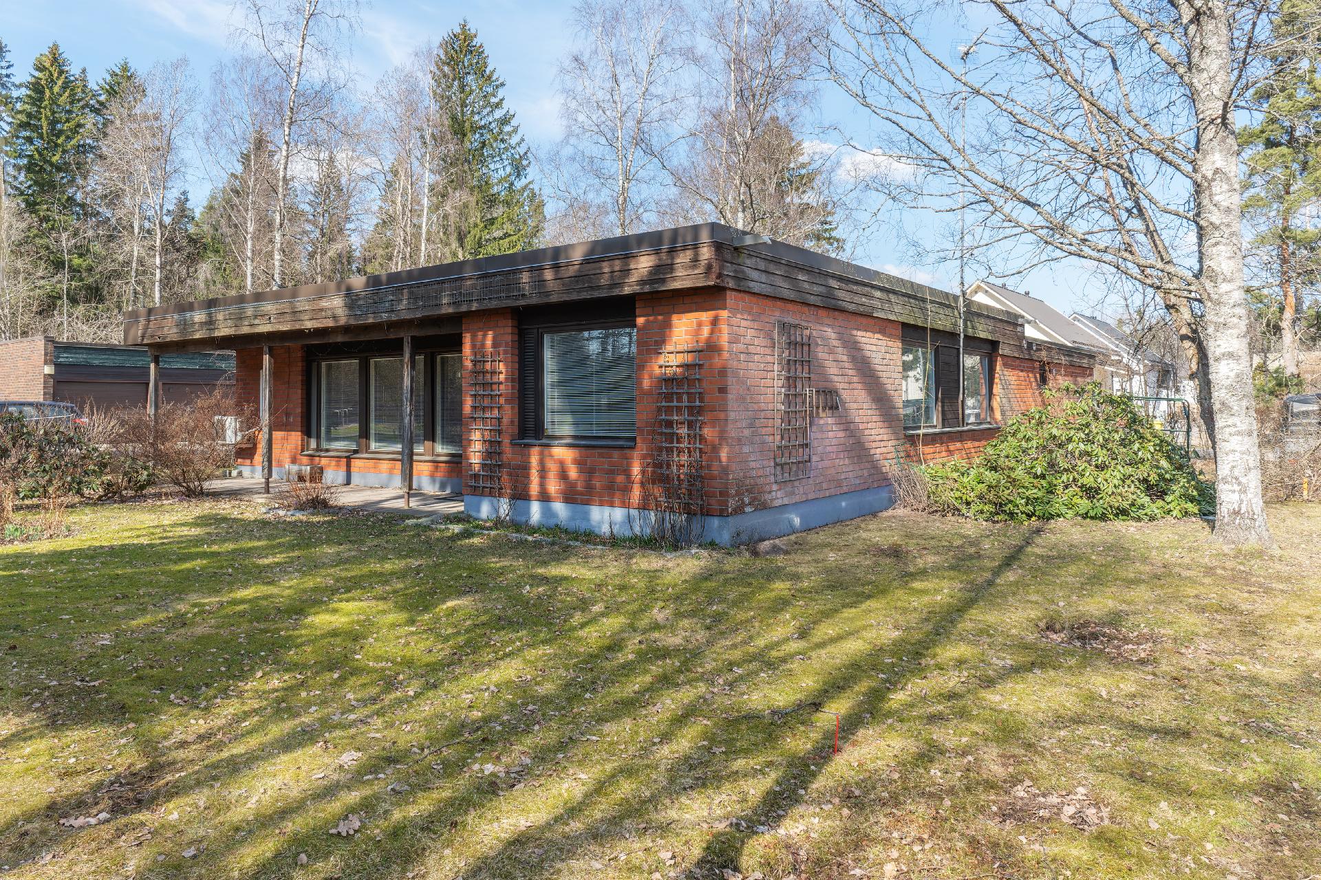 Rapparinkuja 8b, Länsi-Pakila, Helsinki