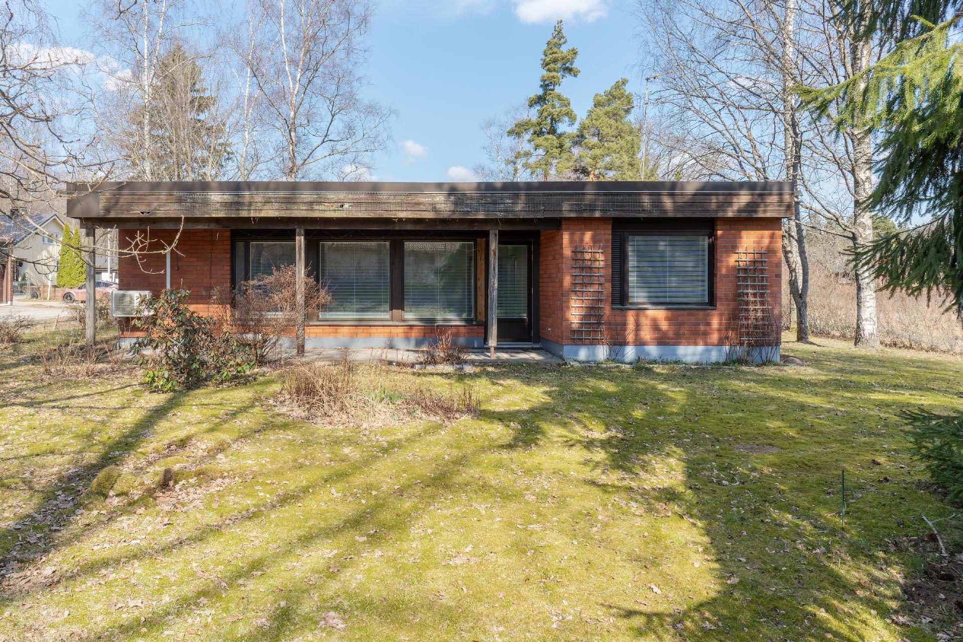 Rapparinkuja 8b, Länsi-Pakila, Helsinki