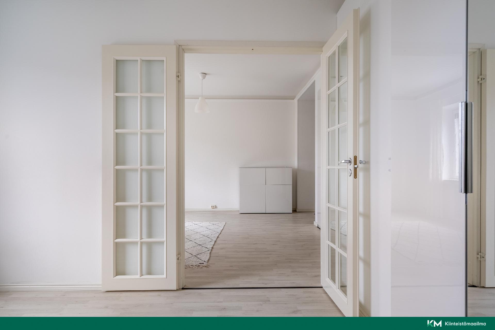 Näkymä olohuoneeseen - Vy mot vardagsrummet